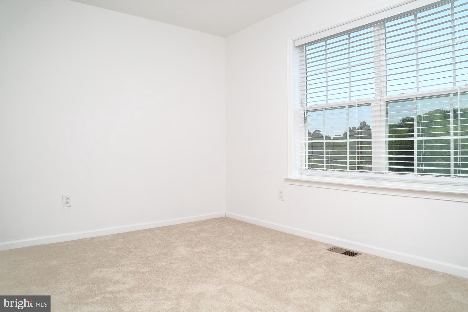 SUMMIT AT STONEMILL - Residential