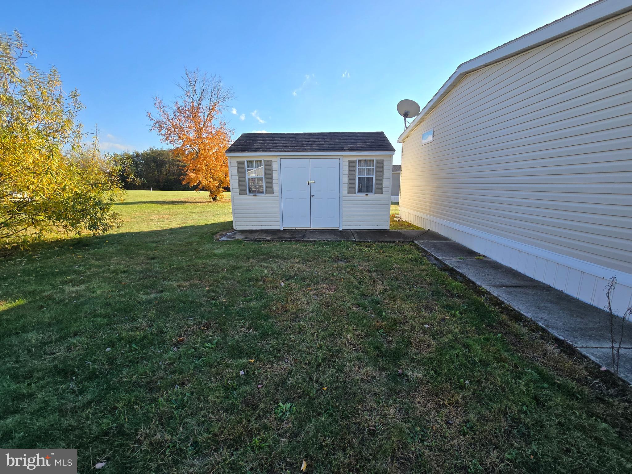 10 KING RICHARD DRIVE