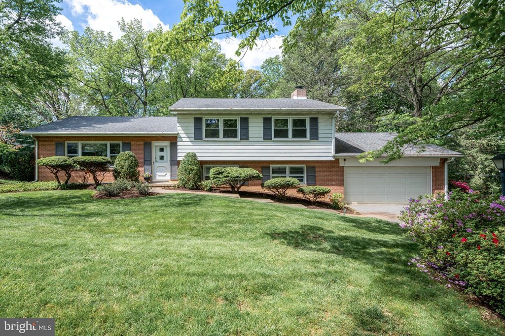 Photo of 2006 Northbrook Drive, LANCASTER, PA 17601 (MLS # PALA2068904)