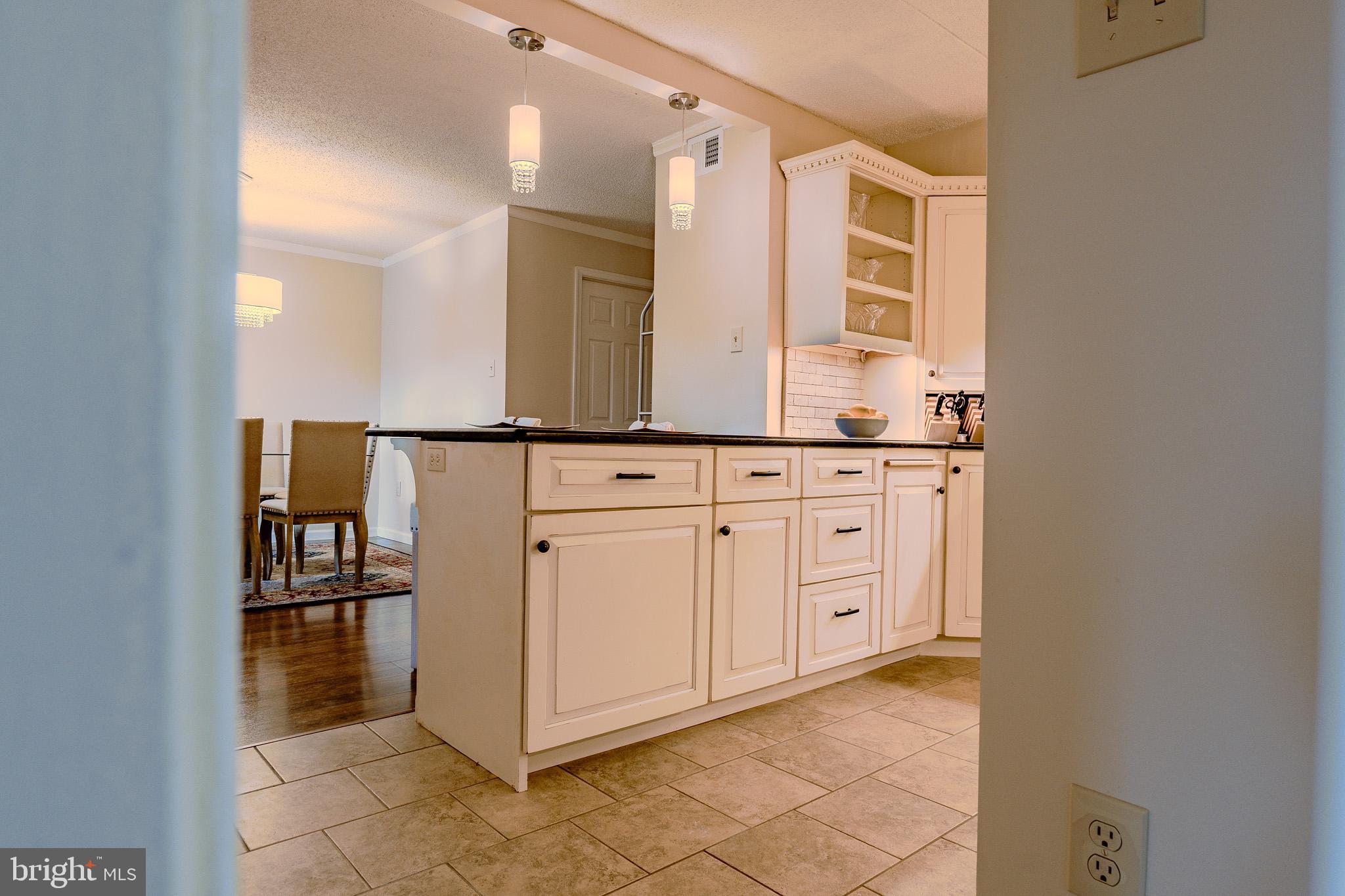 VALLEY FORGE TOWER - Residential