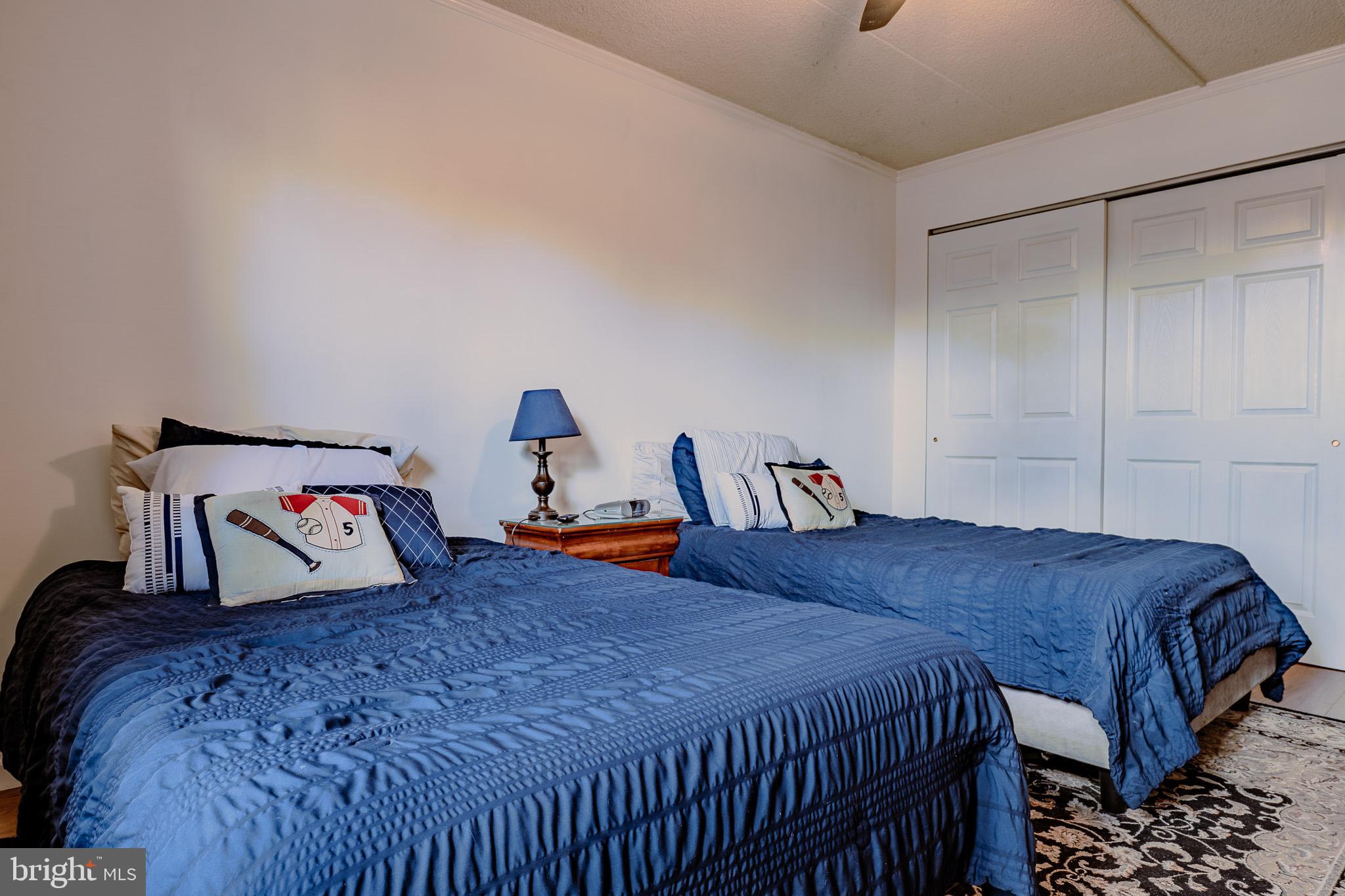 VALLEY FORGE TOWER - Residential