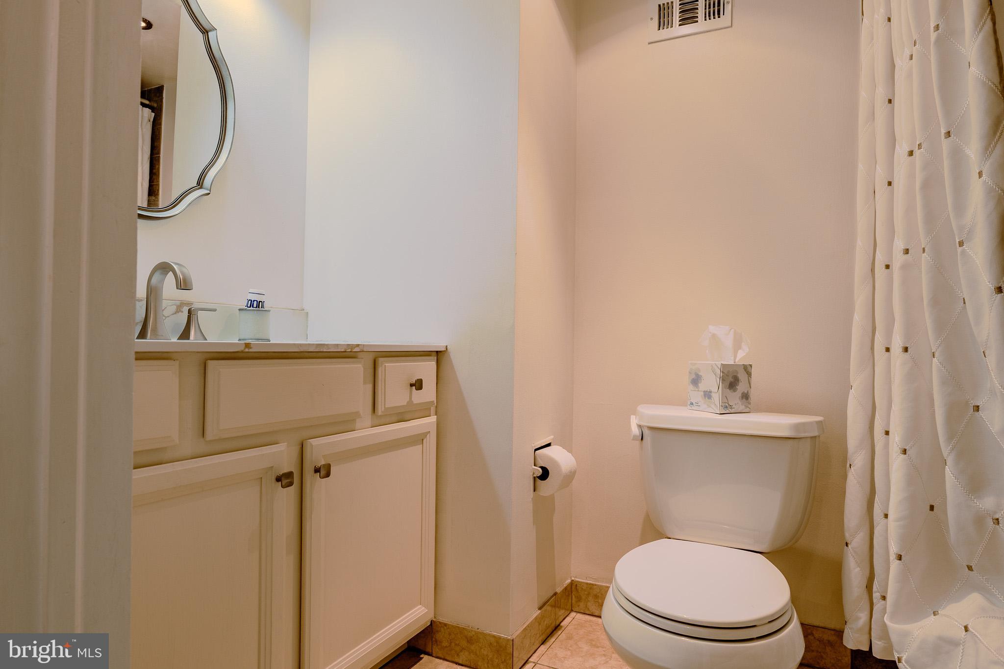 VALLEY FORGE TOWER - Residential