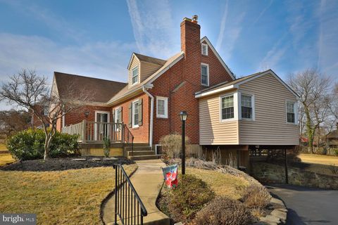 Photo of 2332 Boyd Road, HUNTINGDON VALLEY, PA 19006 (MLS # PAMC2183274)