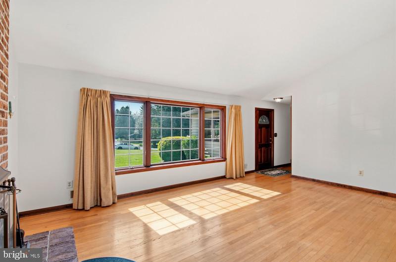 PRIESTFORD HILLS - Residential