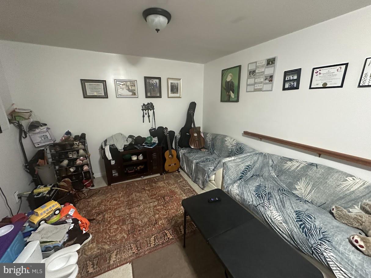 LEESBURG - Residential Lease