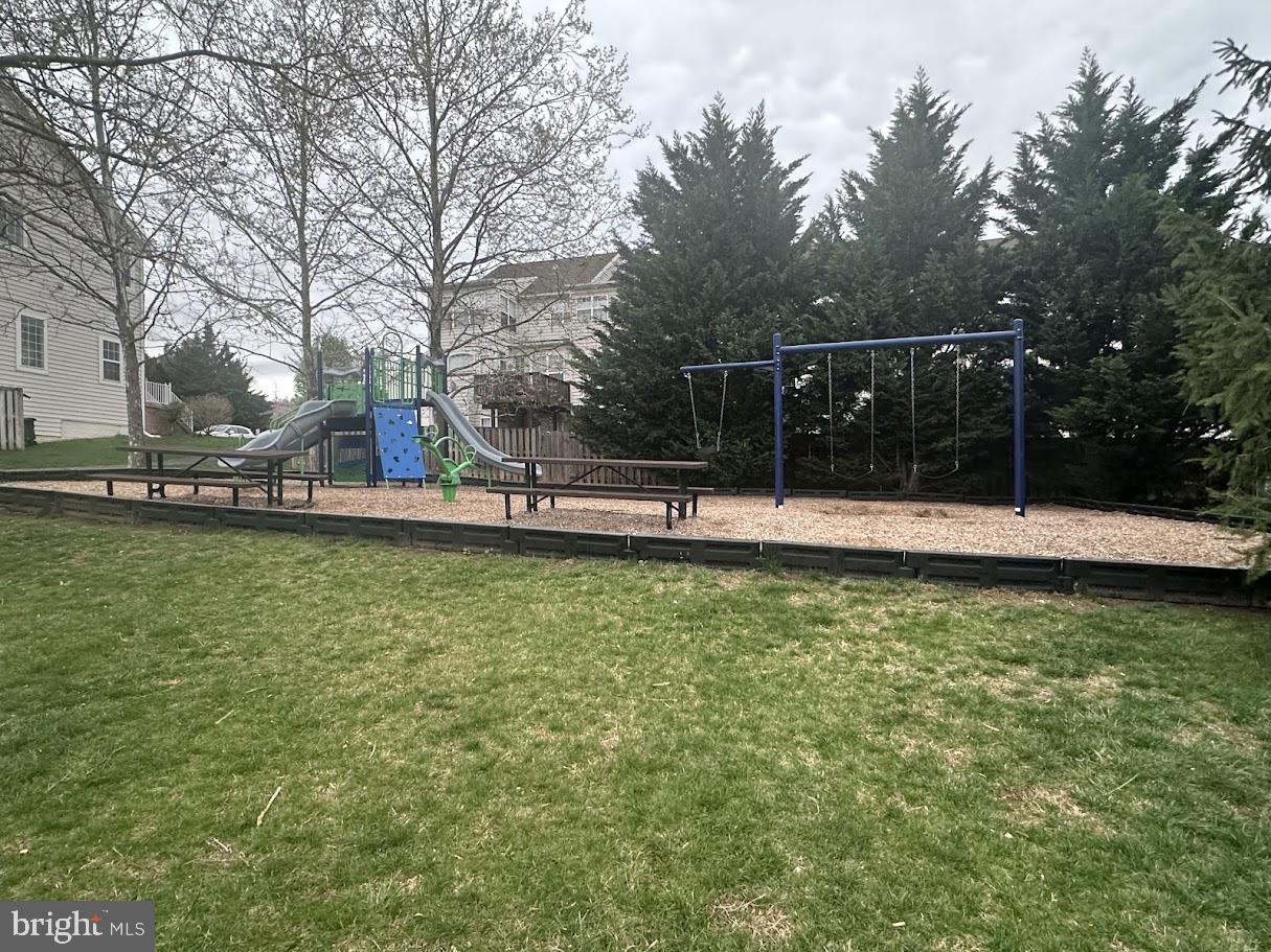 LEESBURG - Residential Lease