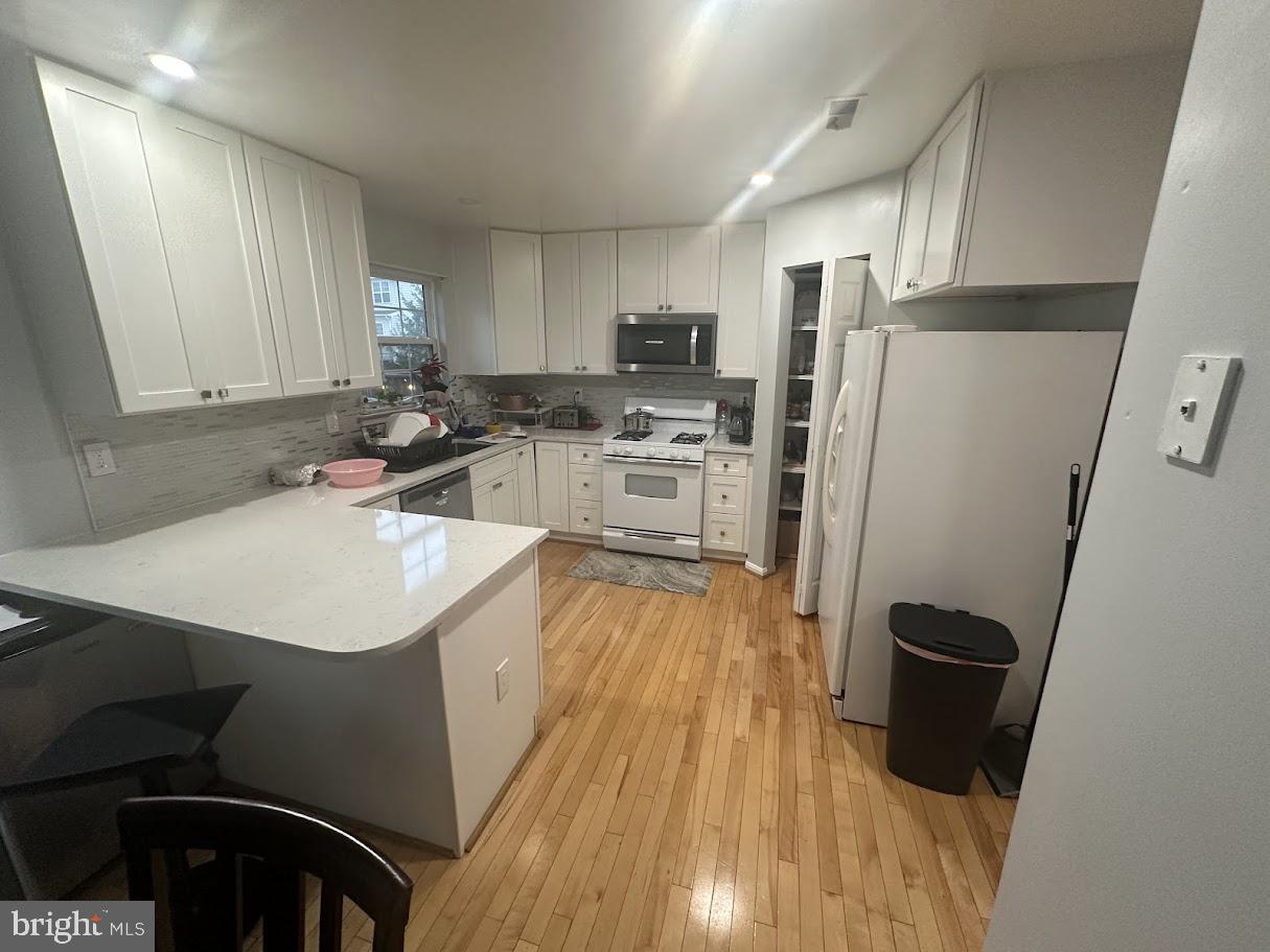 LEESBURG - Residential Lease