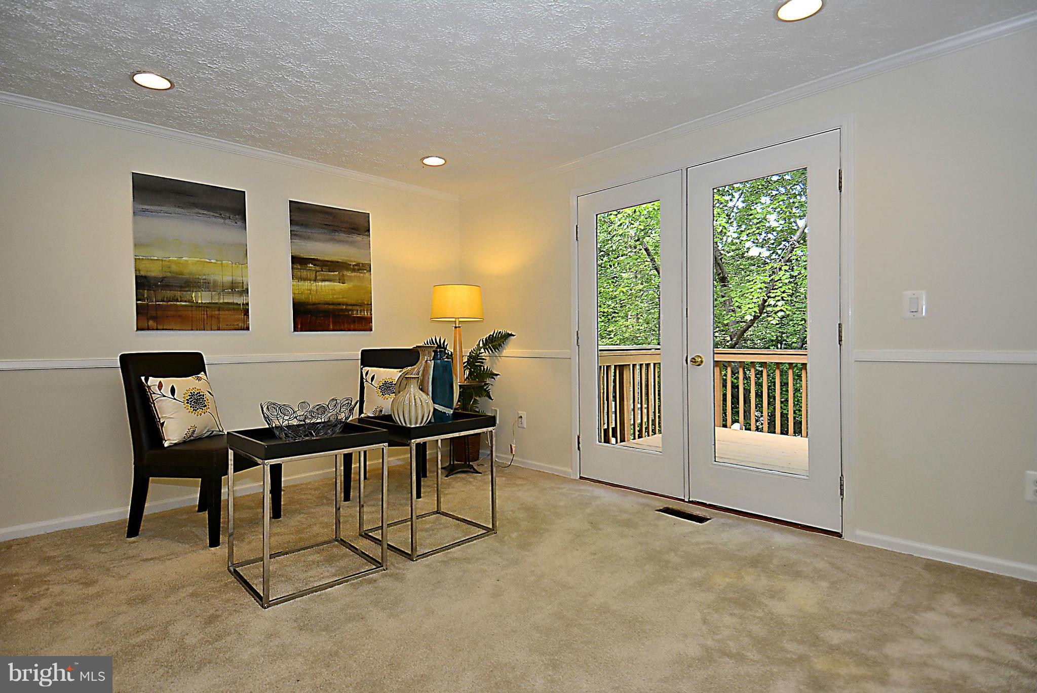 RESTON - Residential