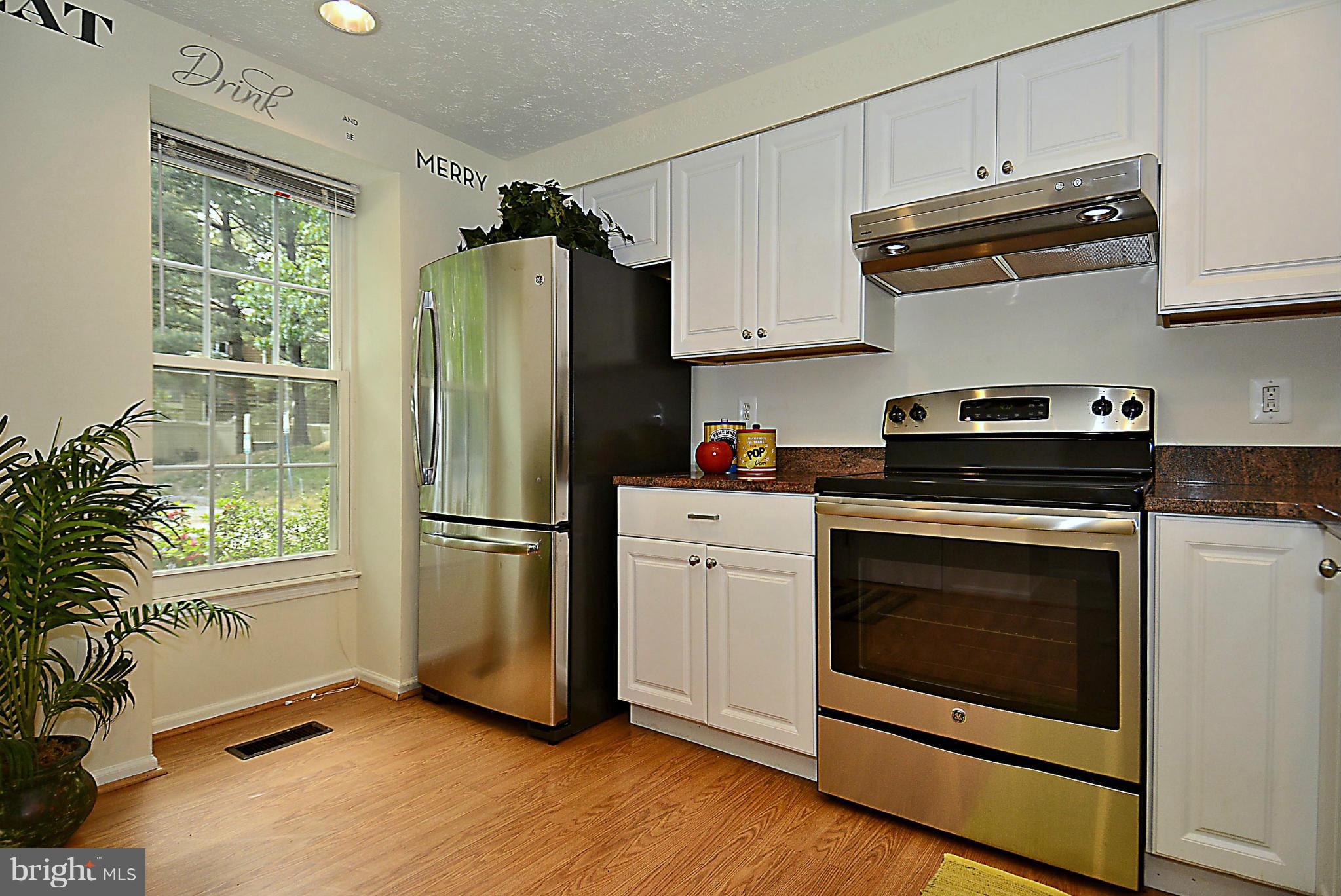 RESTON - Residential