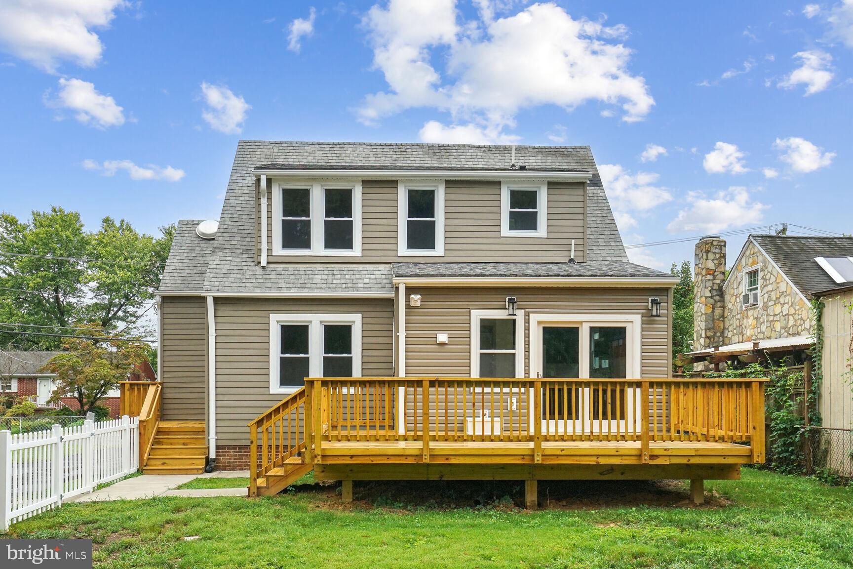 GROVETON HEIGHTS - Residential