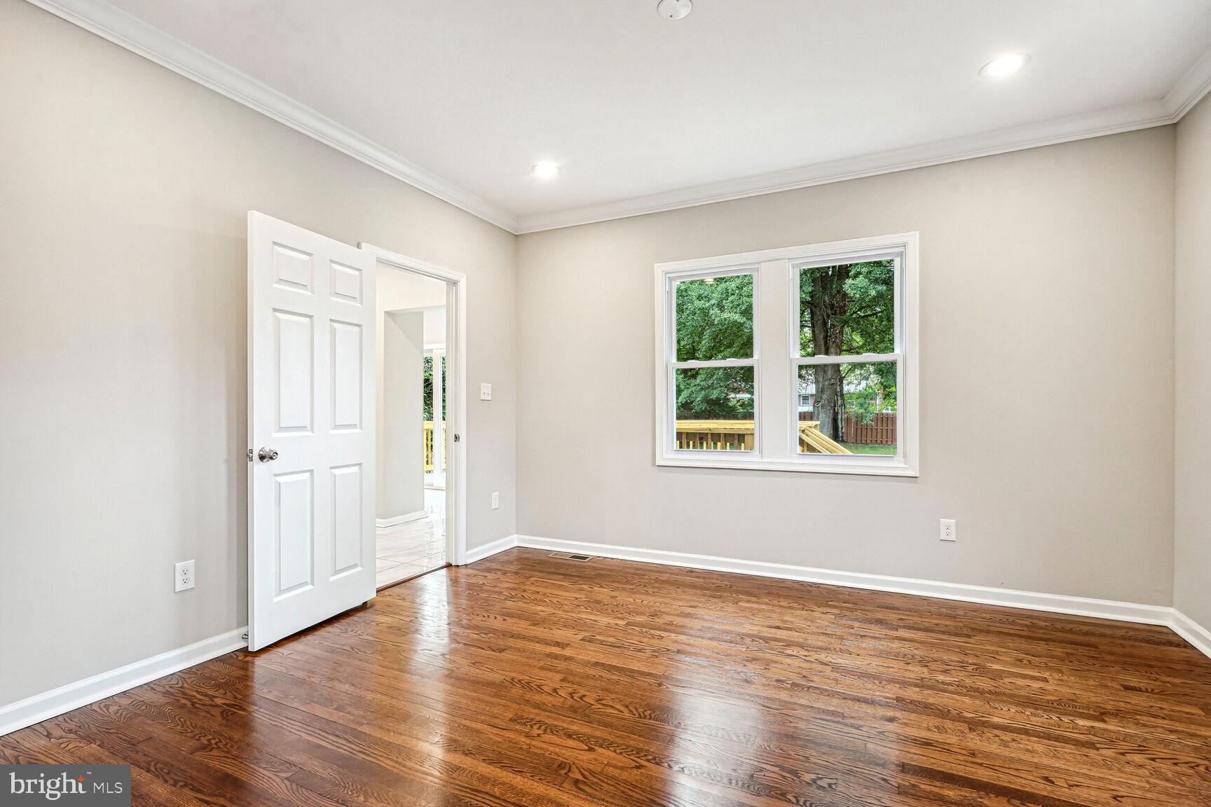 GROVETON HEIGHTS - Residential