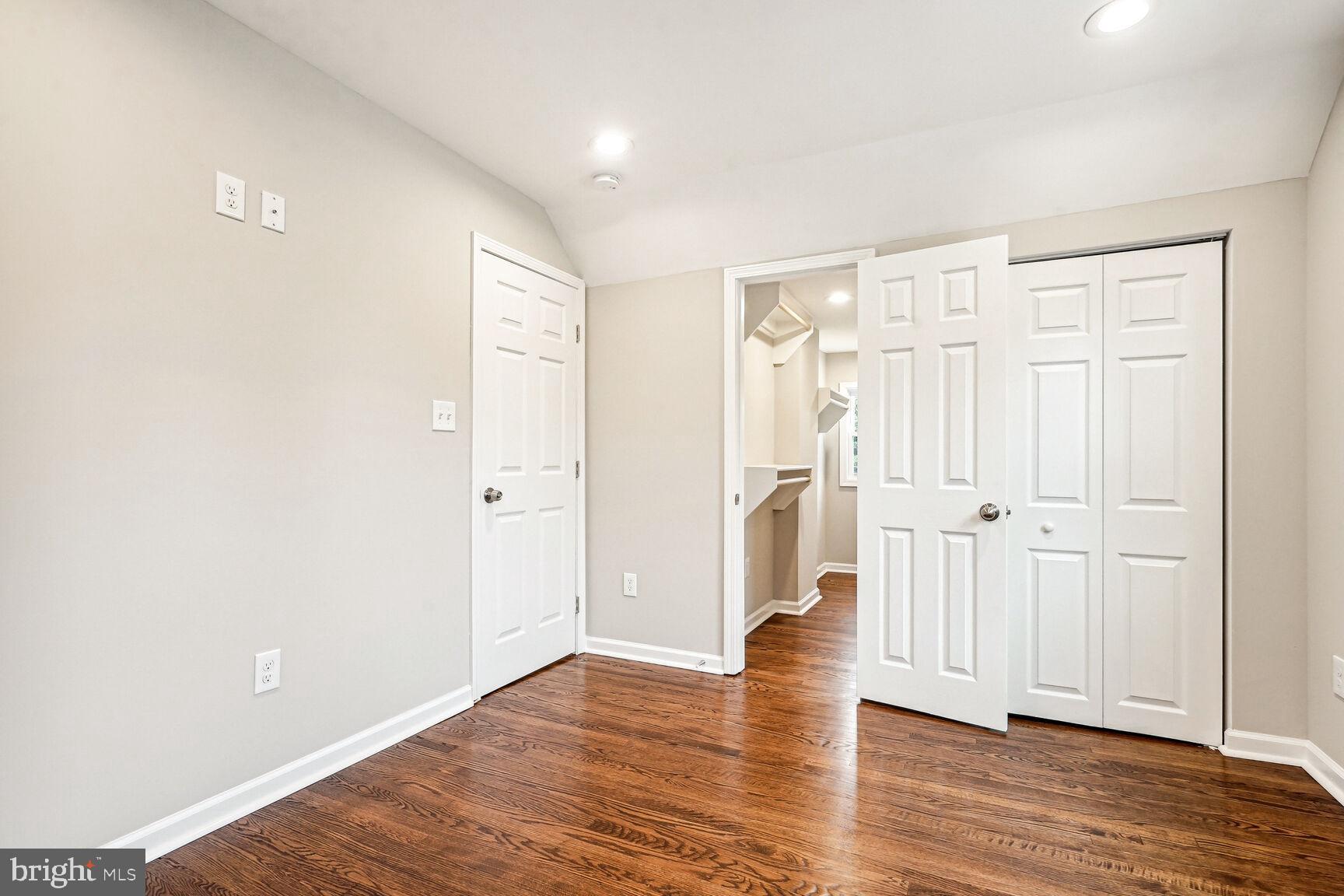 GROVETON HEIGHTS - Residential