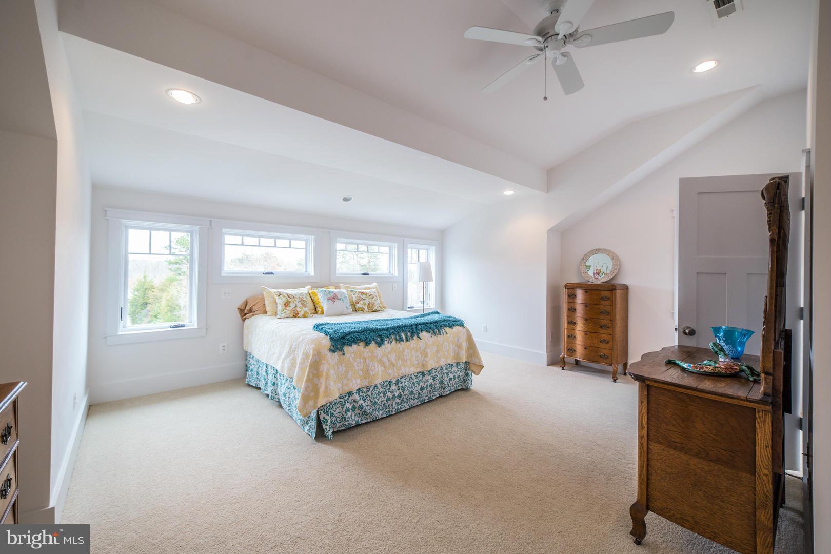 KELLYS LANDING - Residential