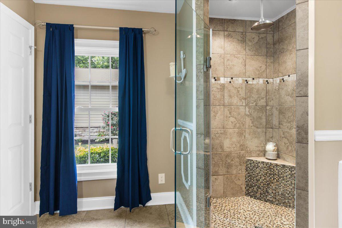 GREEN GABLES - Residential