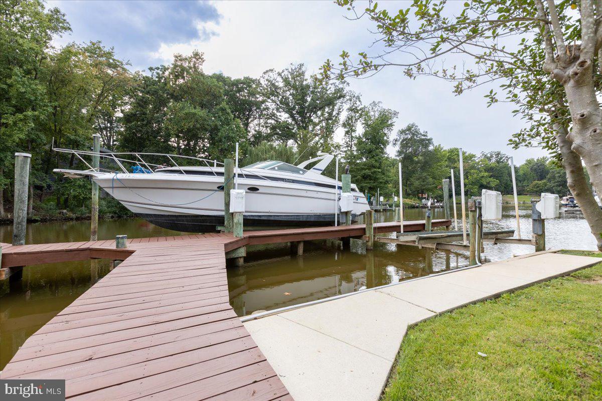 GREEN GABLES - Residential