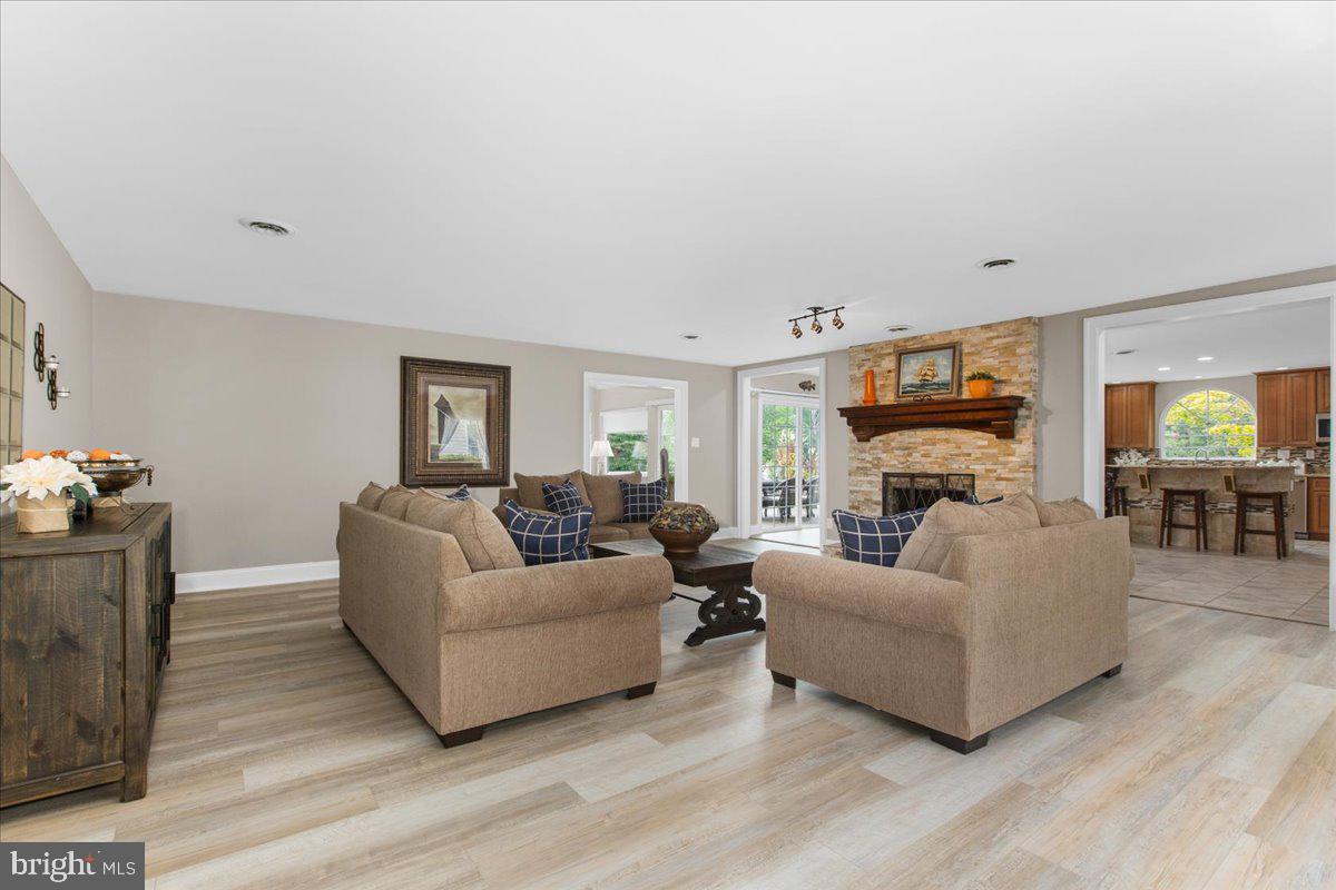 GREEN GABLES - Residential