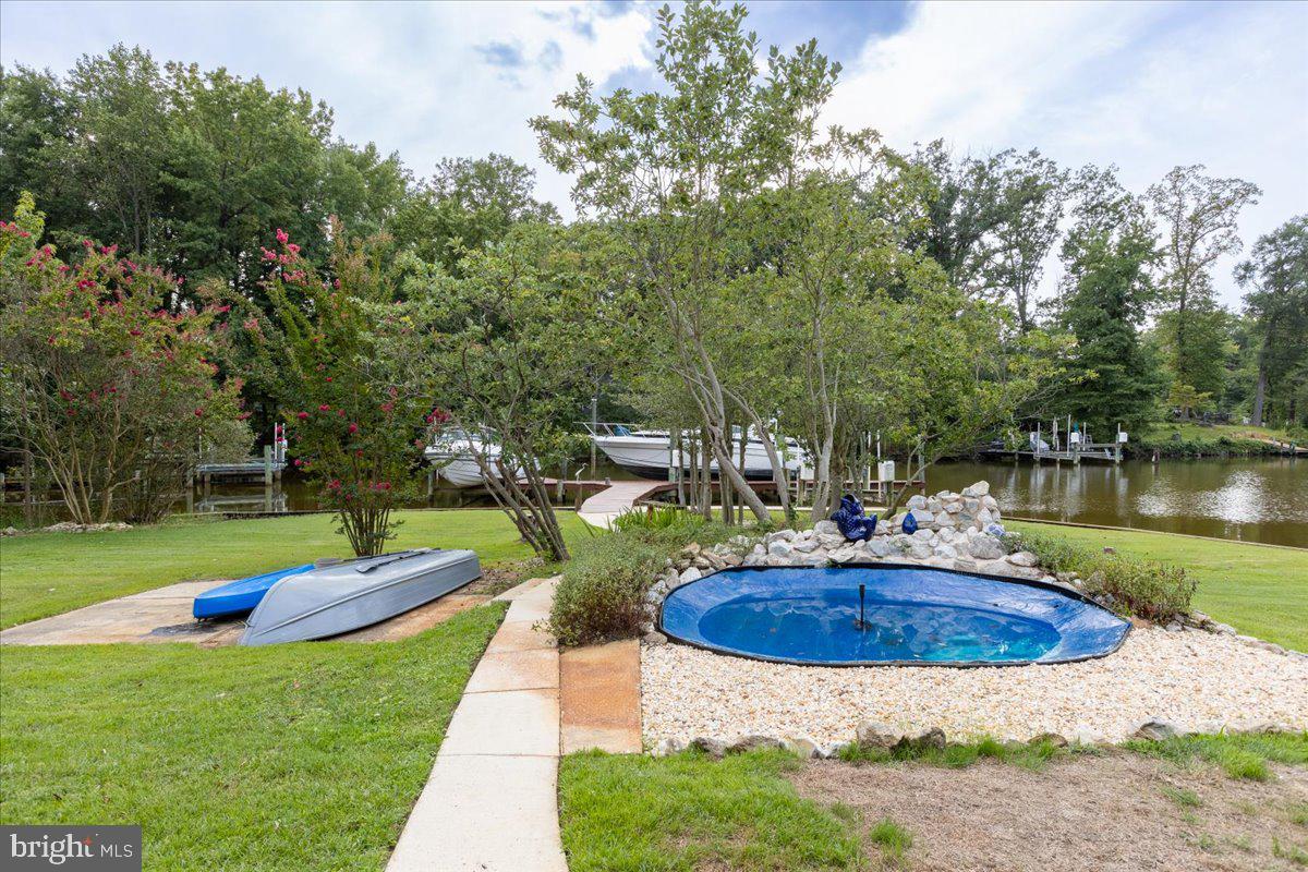 GREEN GABLES - Residential