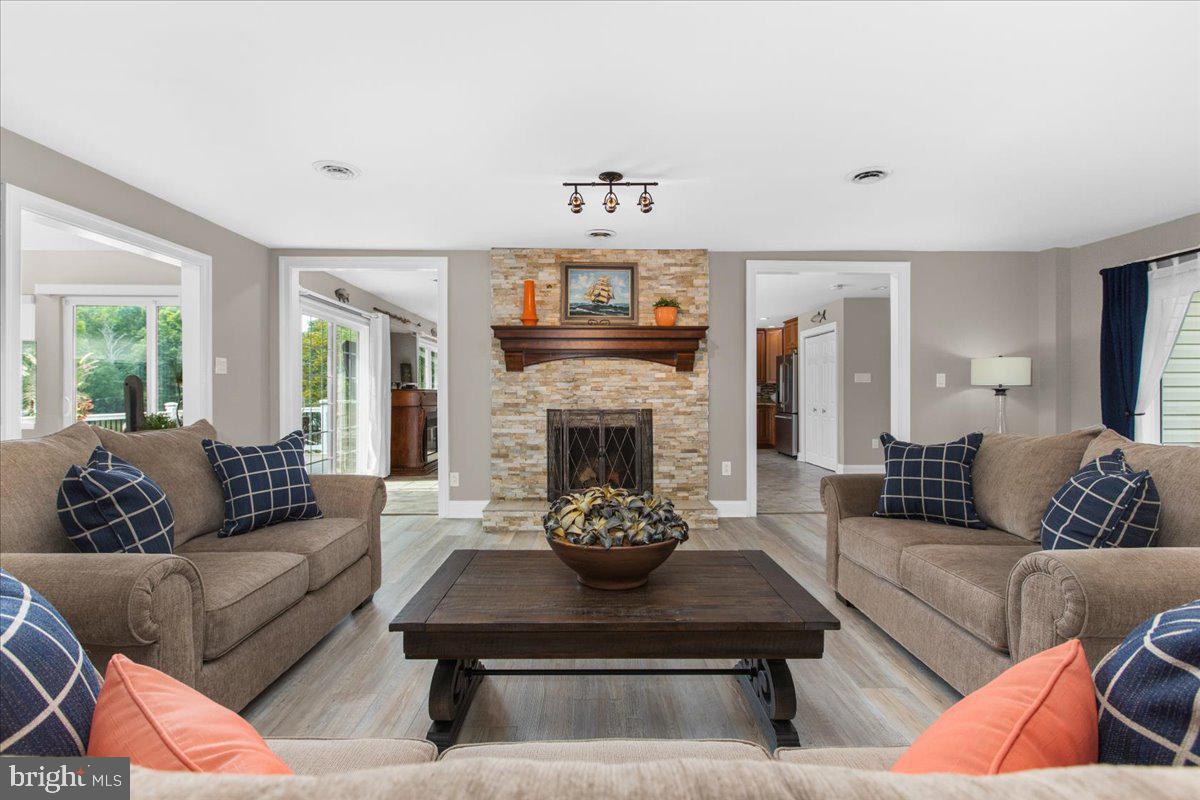 GREEN GABLES - Residential