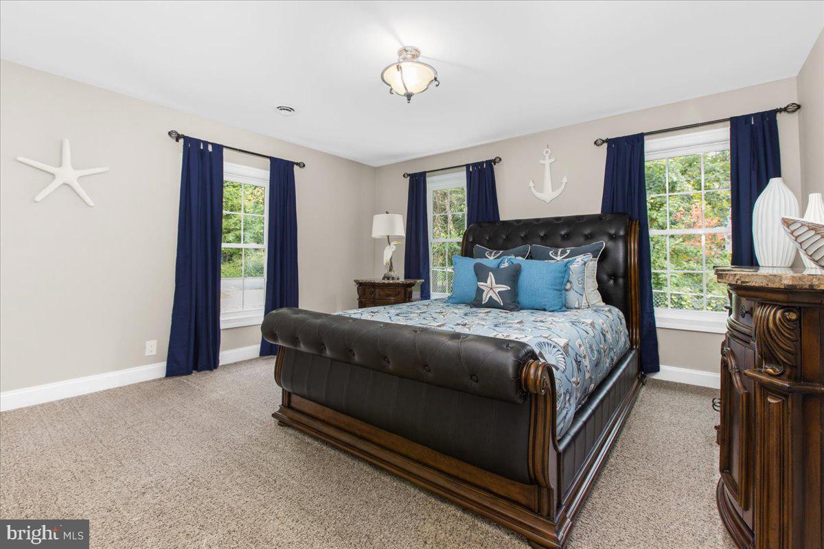 GREEN GABLES - Residential