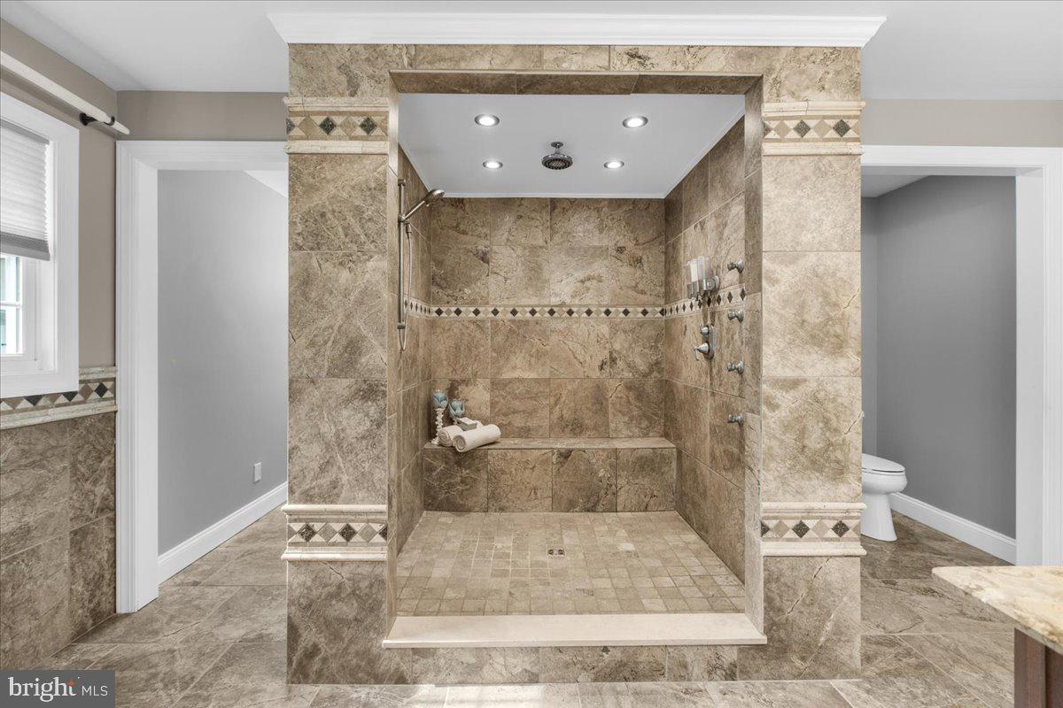 GREEN GABLES - Residential