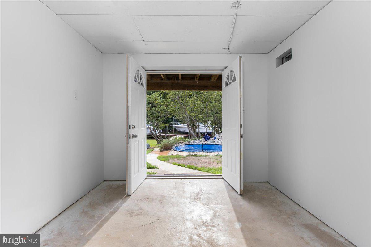 GREEN GABLES - Residential