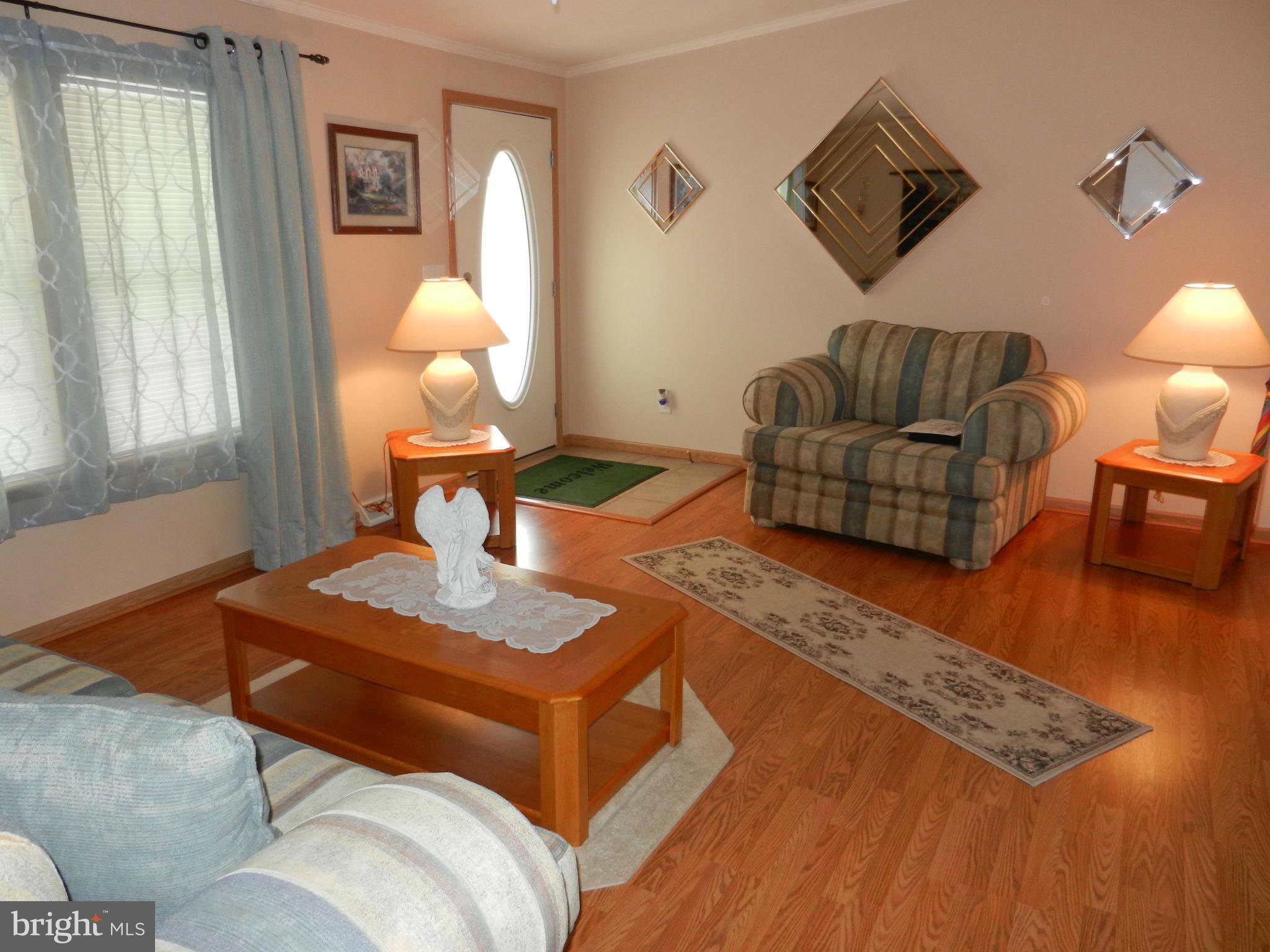 BISCAYNE BAY VILLAGE - Residential