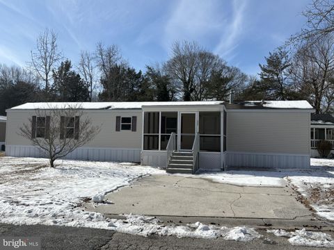 220 SAND CASTLE BOULEVARD FRUITLAND MD 21826