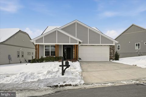 136 MALLARD DRIVE LAKE FREDERICK VA 22630