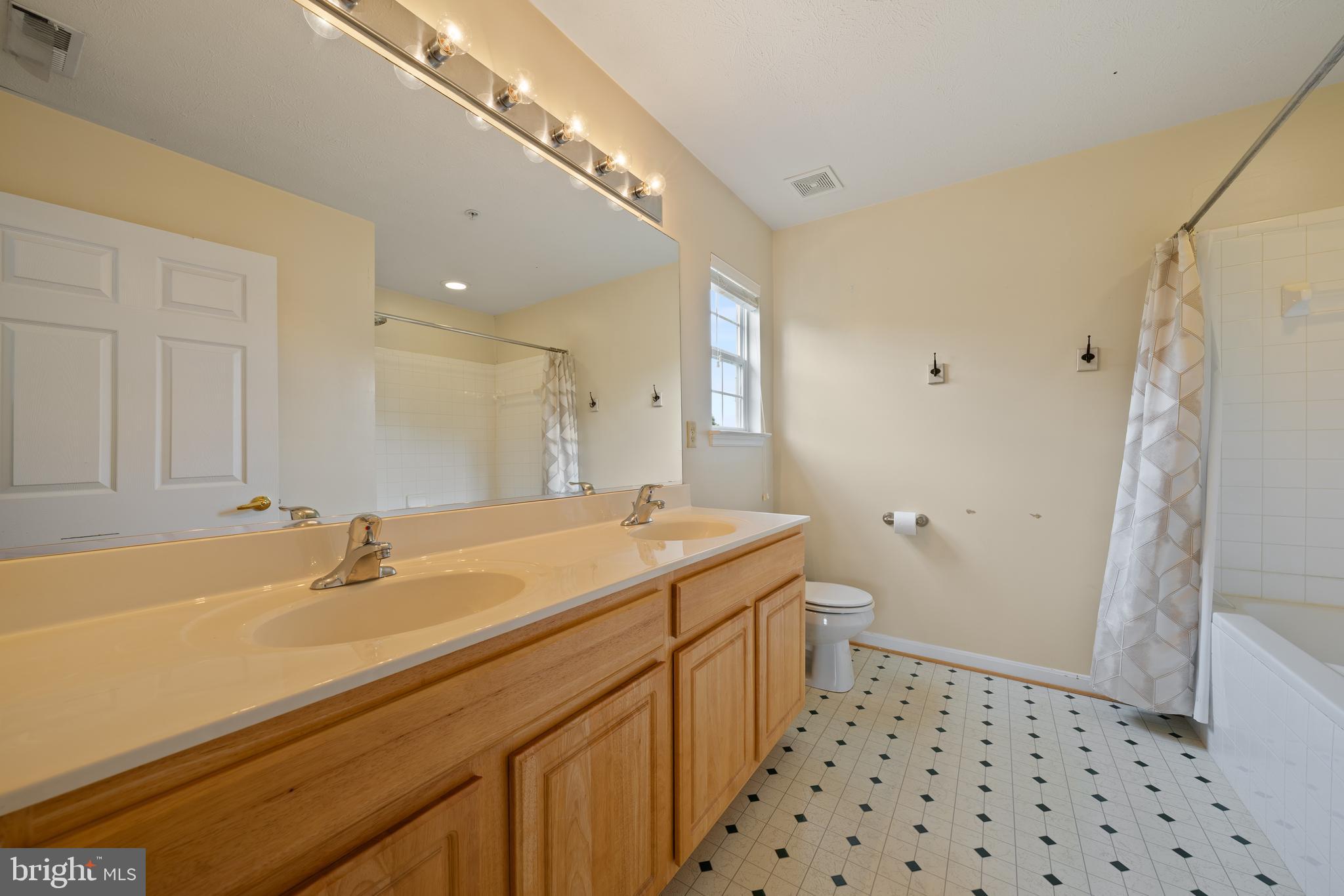 WESTMEATH CONDOS - Residential