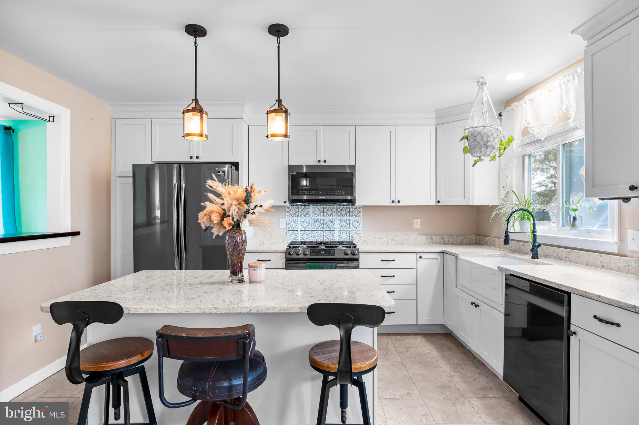 WHITE MARSH - Residential