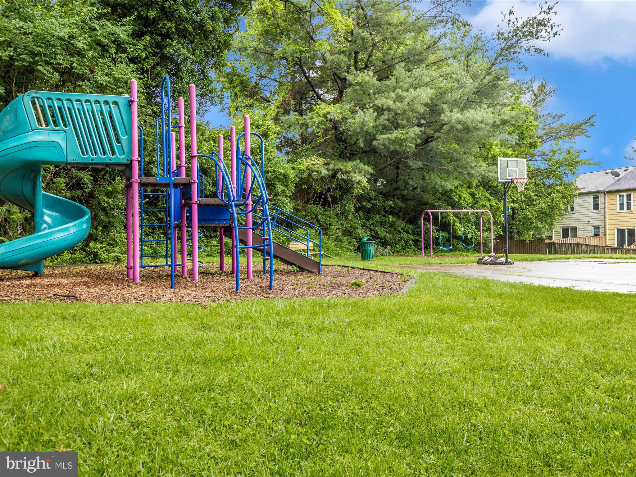 ROCKSHIRE TOWNHOMES - Residential