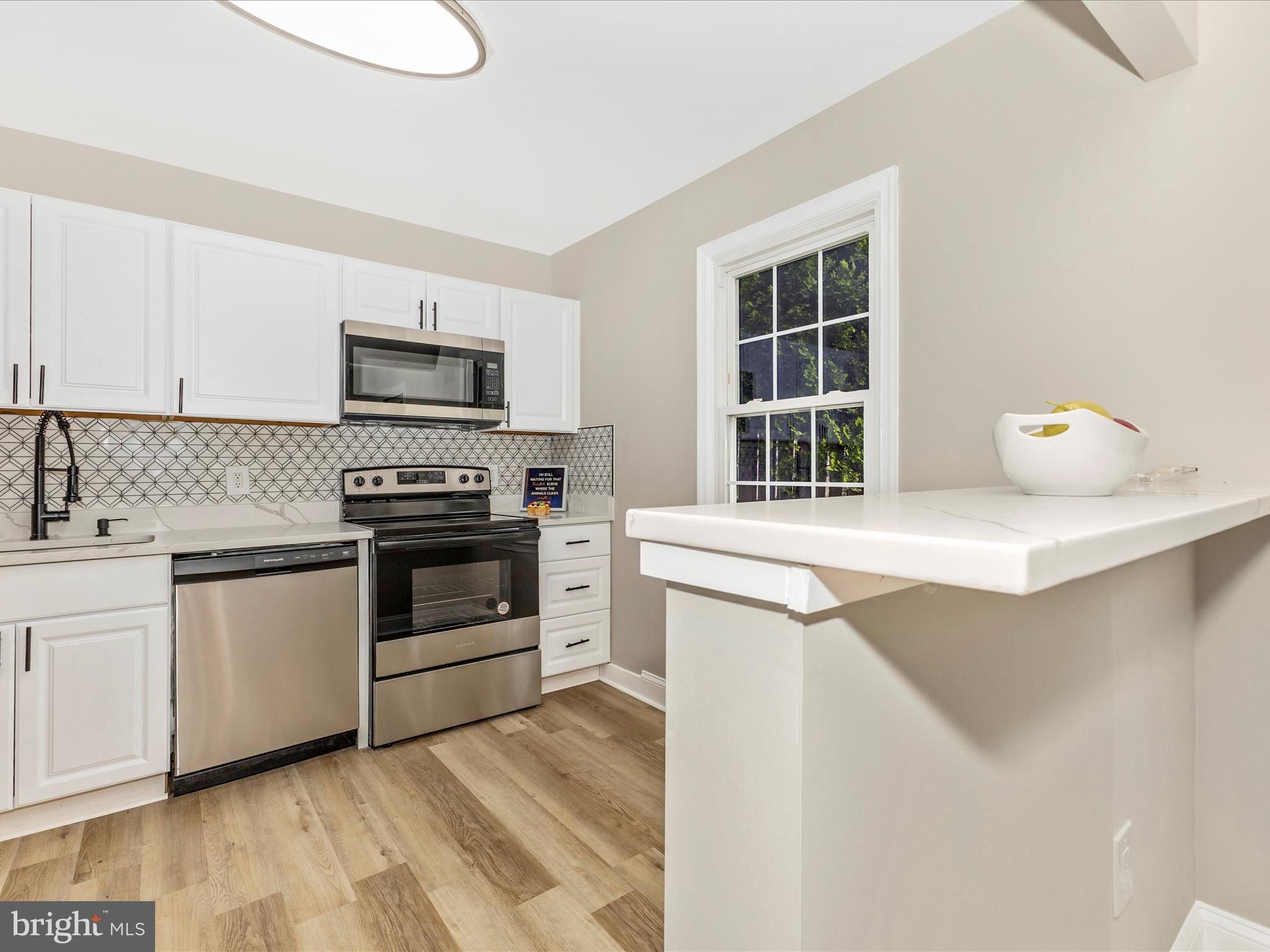 ROCKSHIRE TOWNHOMES - Residential