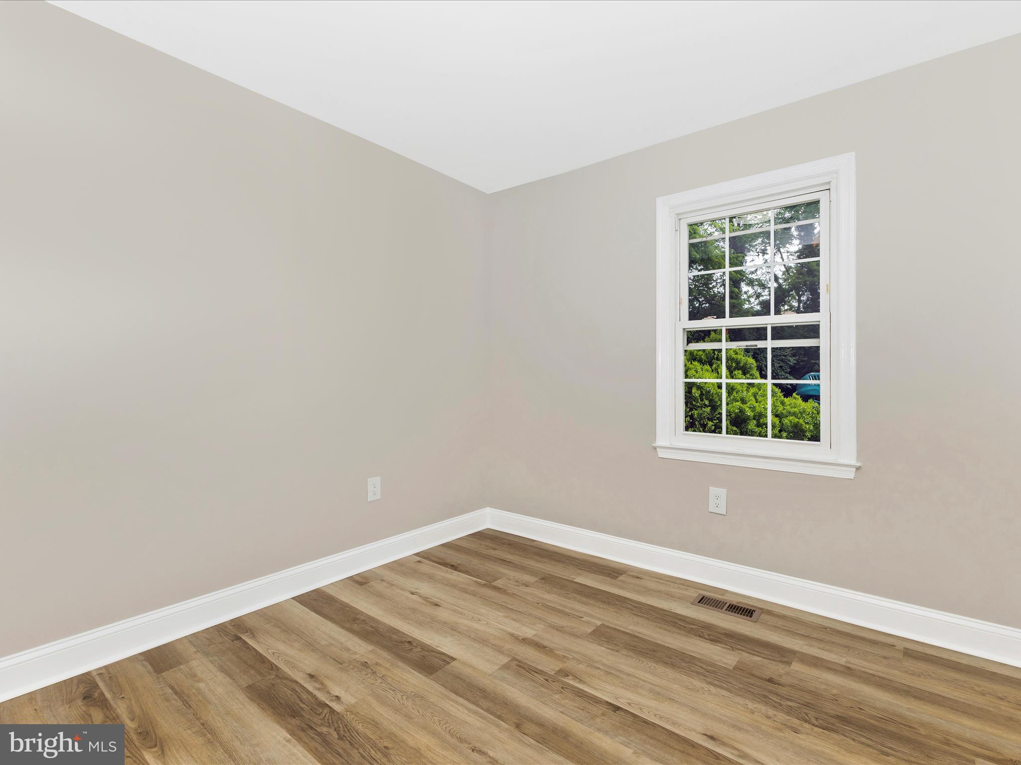 ROCKSHIRE TOWNHOMES - Residential