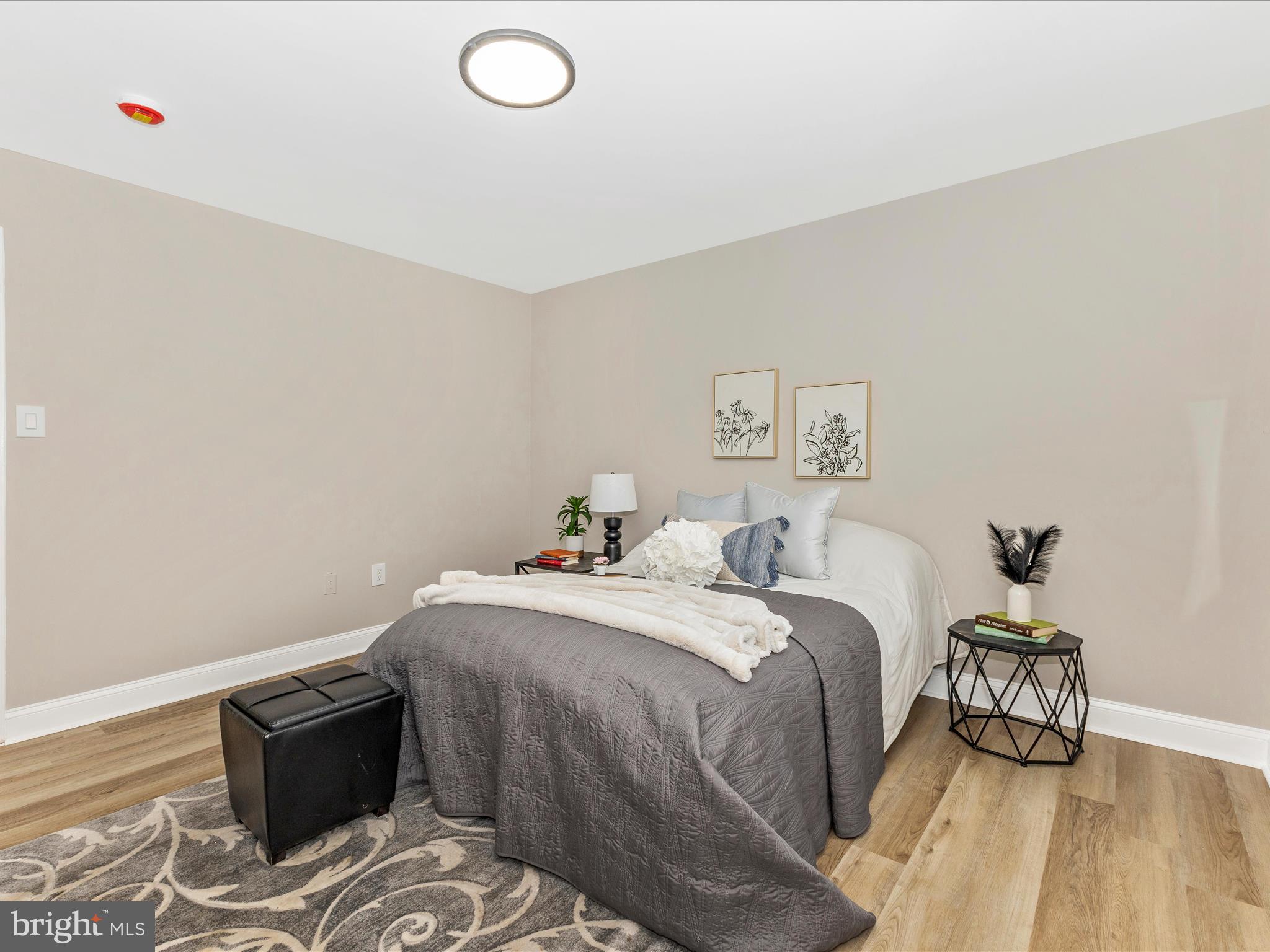 ROCKSHIRE TOWNHOMES - Residential