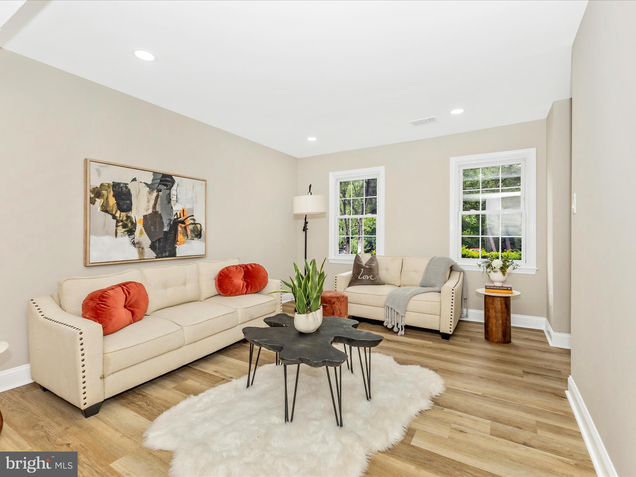 ROCKSHIRE TOWNHOMES - Residential