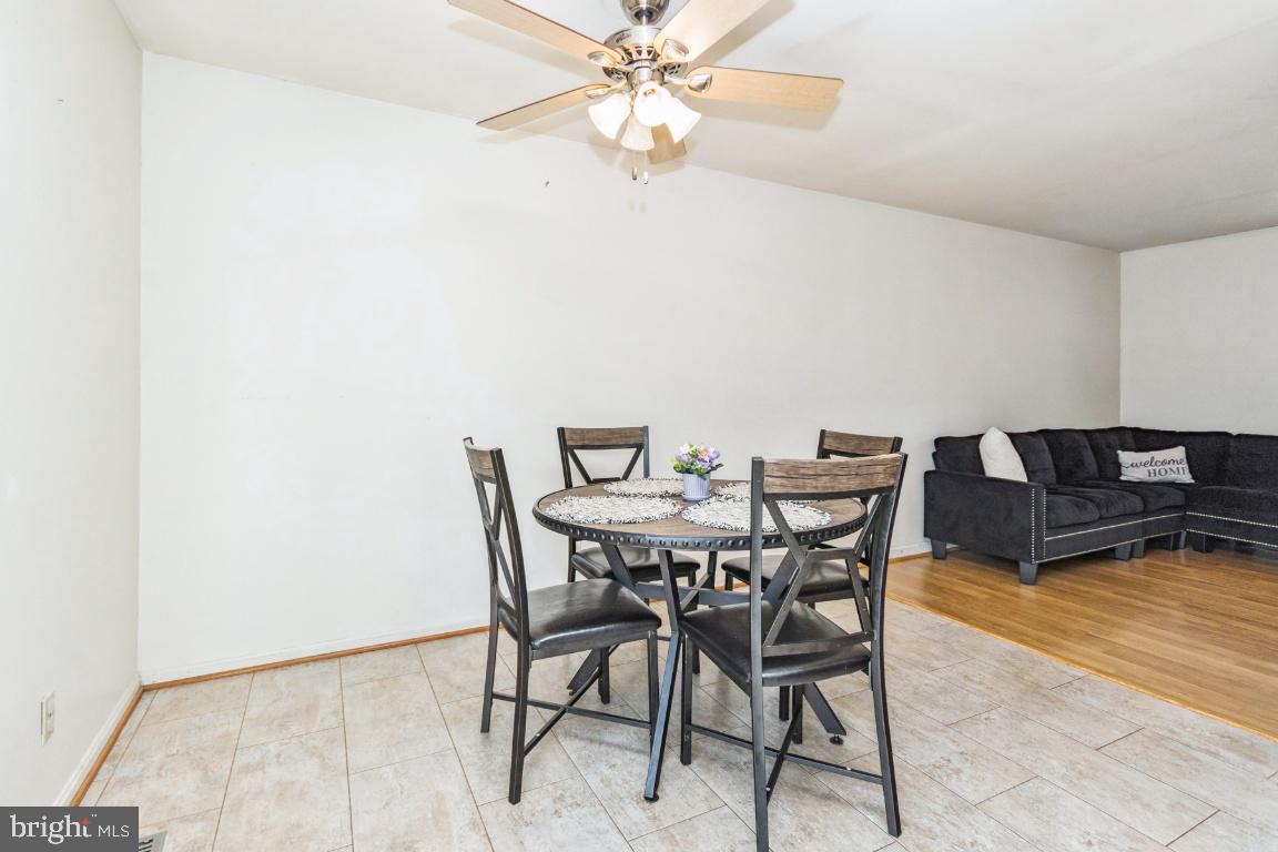 STONEYBROOKE - Residential