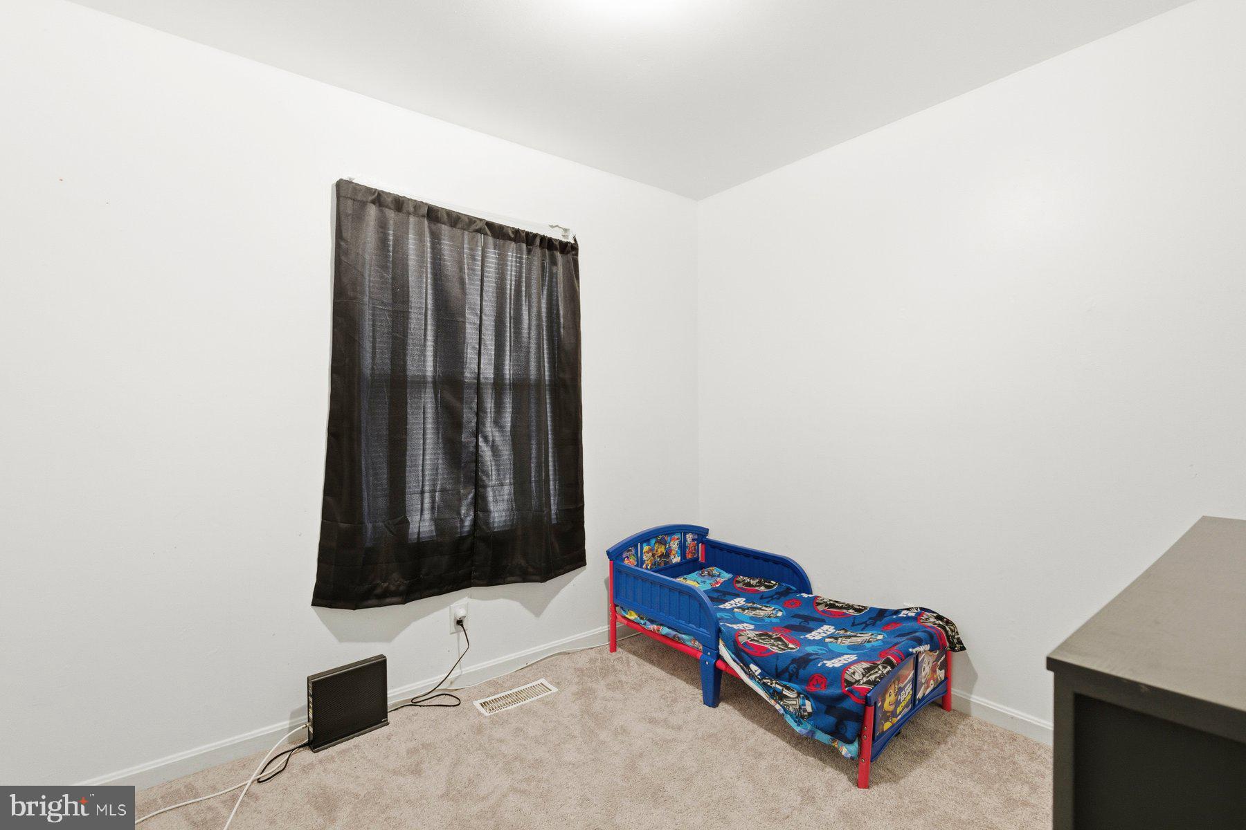 STONEYBROOKE - Residential