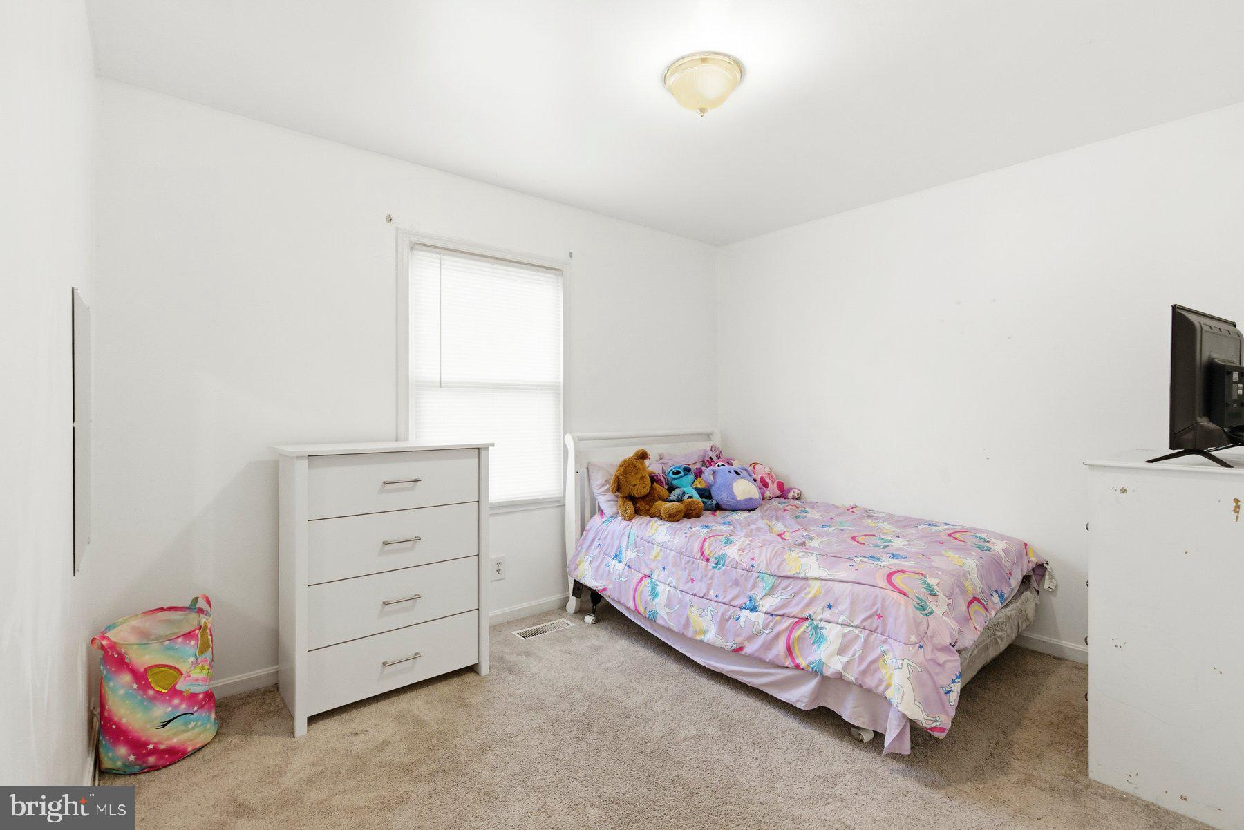 STONEYBROOKE - Residential