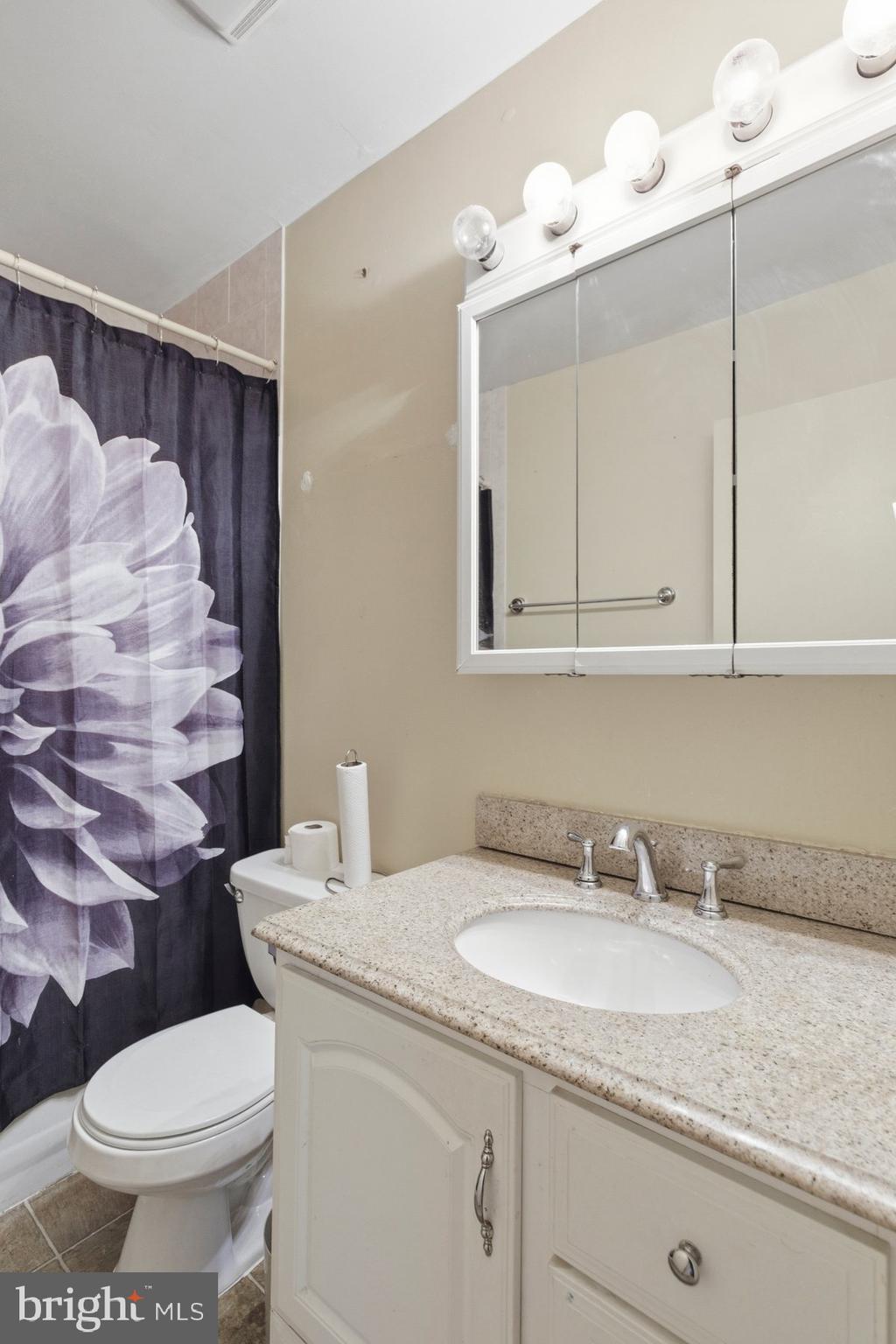 STONEYBROOKE - Residential