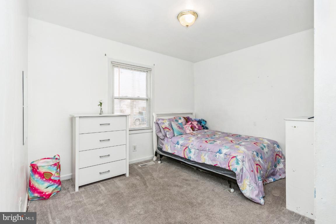 STONEYBROOKE - Residential