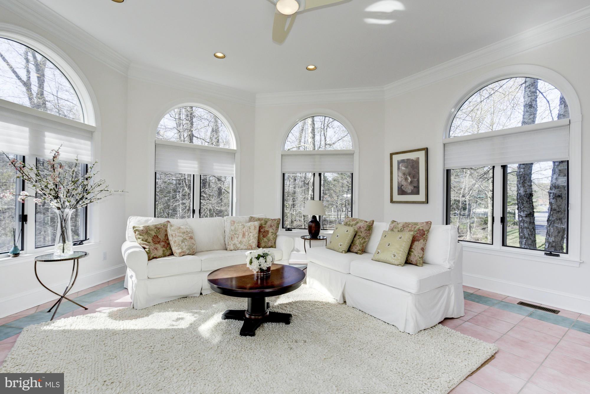 KENTSDALE ESTATES - Residential