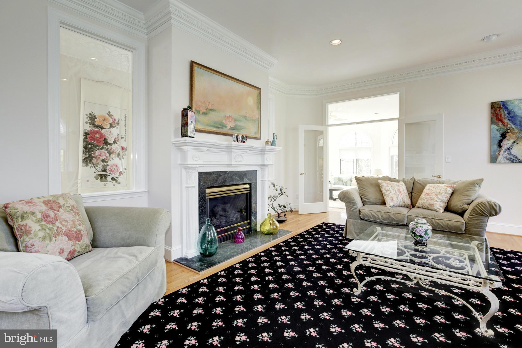 KENTSDALE ESTATES - Residential