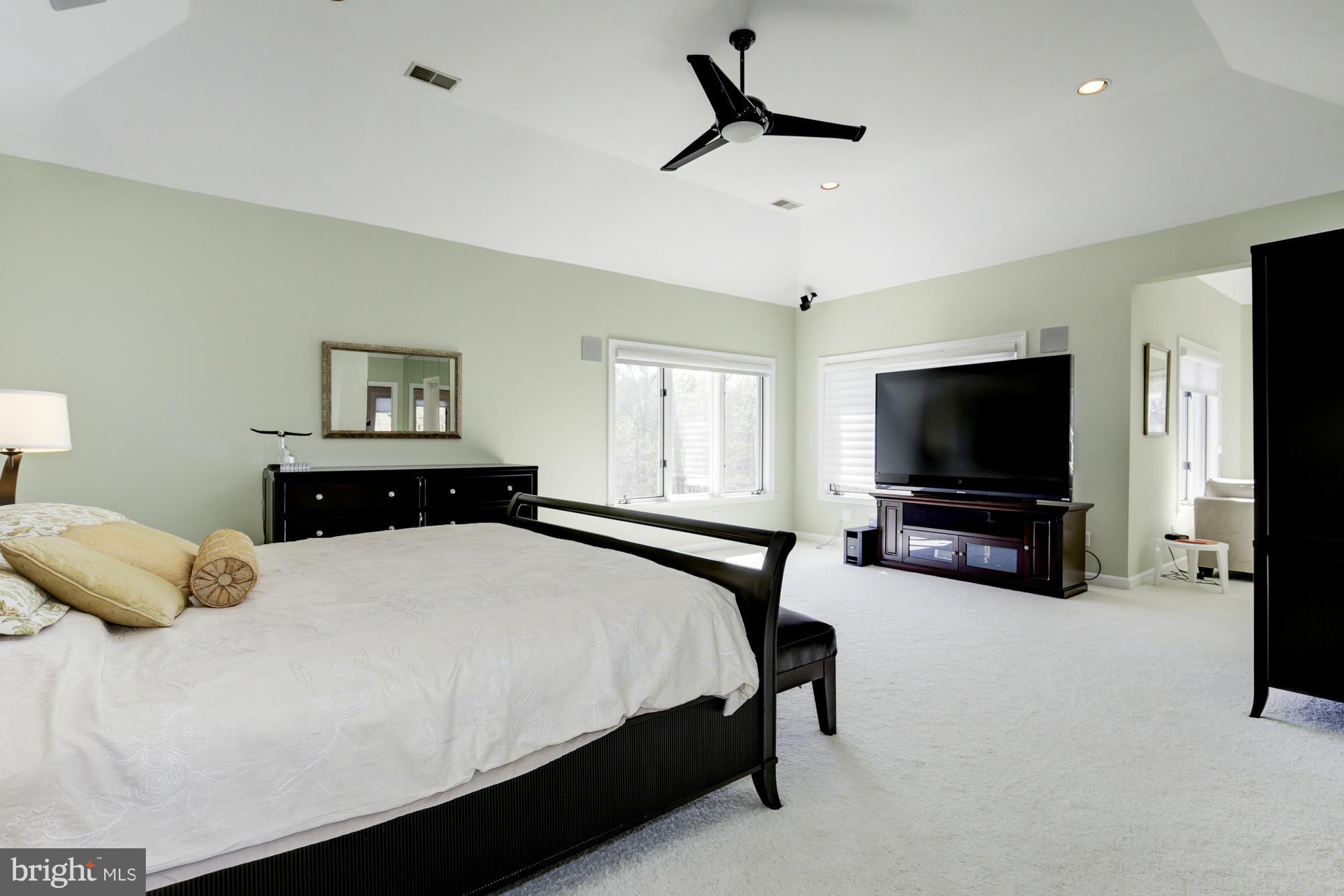 KENTSDALE ESTATES - Residential