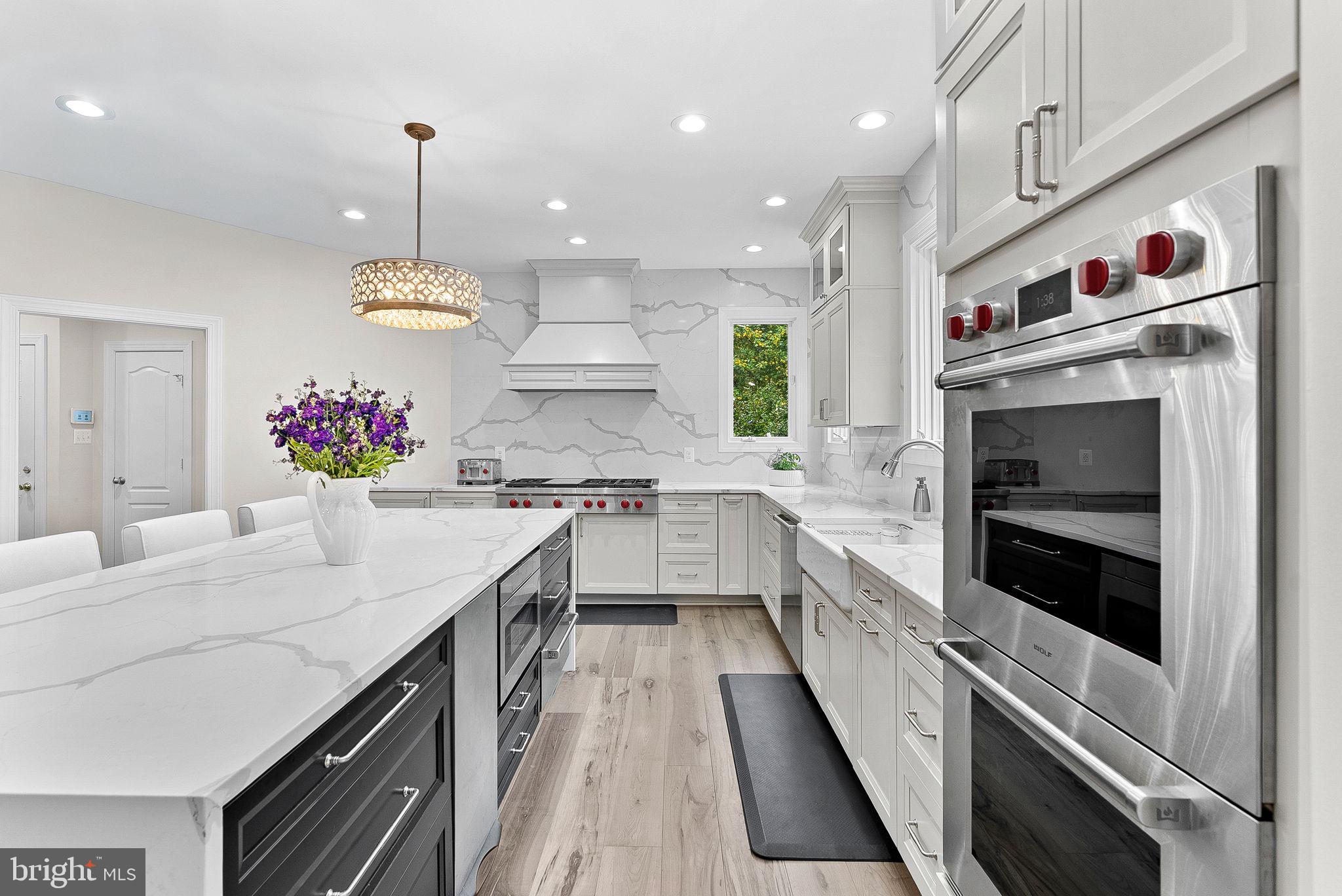 RED CEDAR WEST - Residential