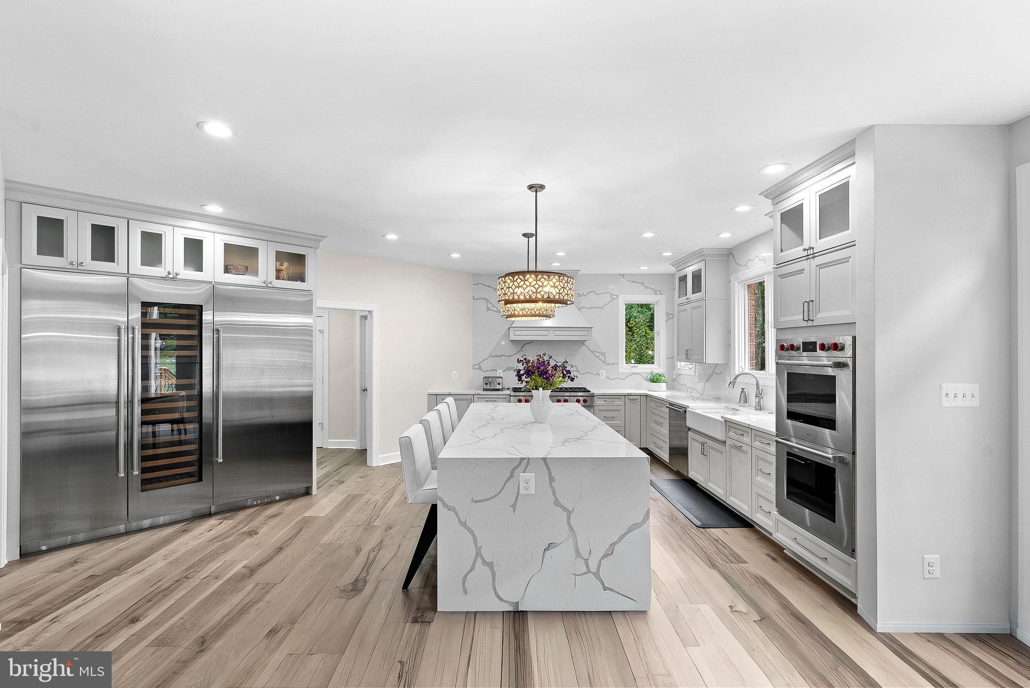 RED CEDAR WEST - Residential