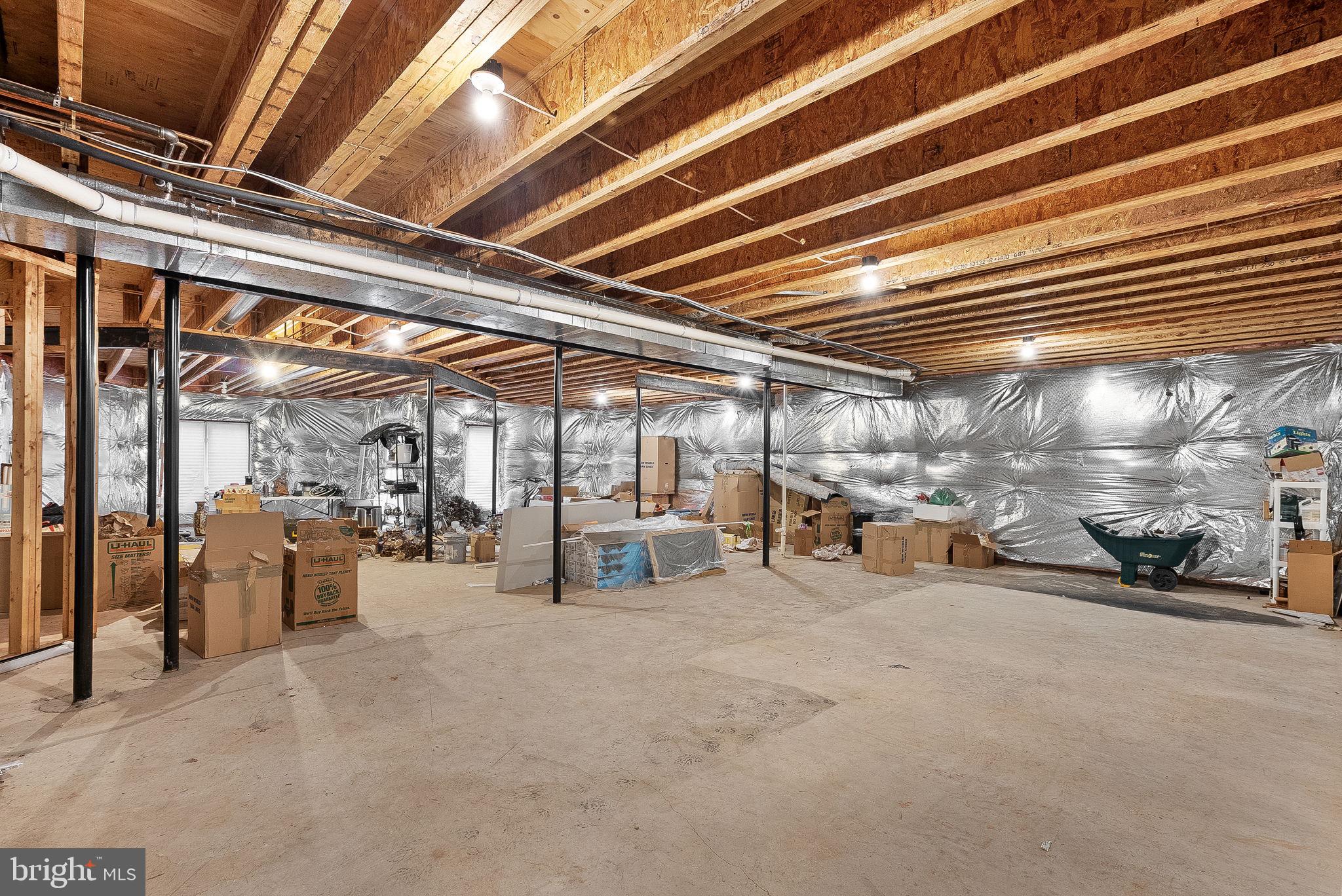 RED CEDAR WEST - Residential