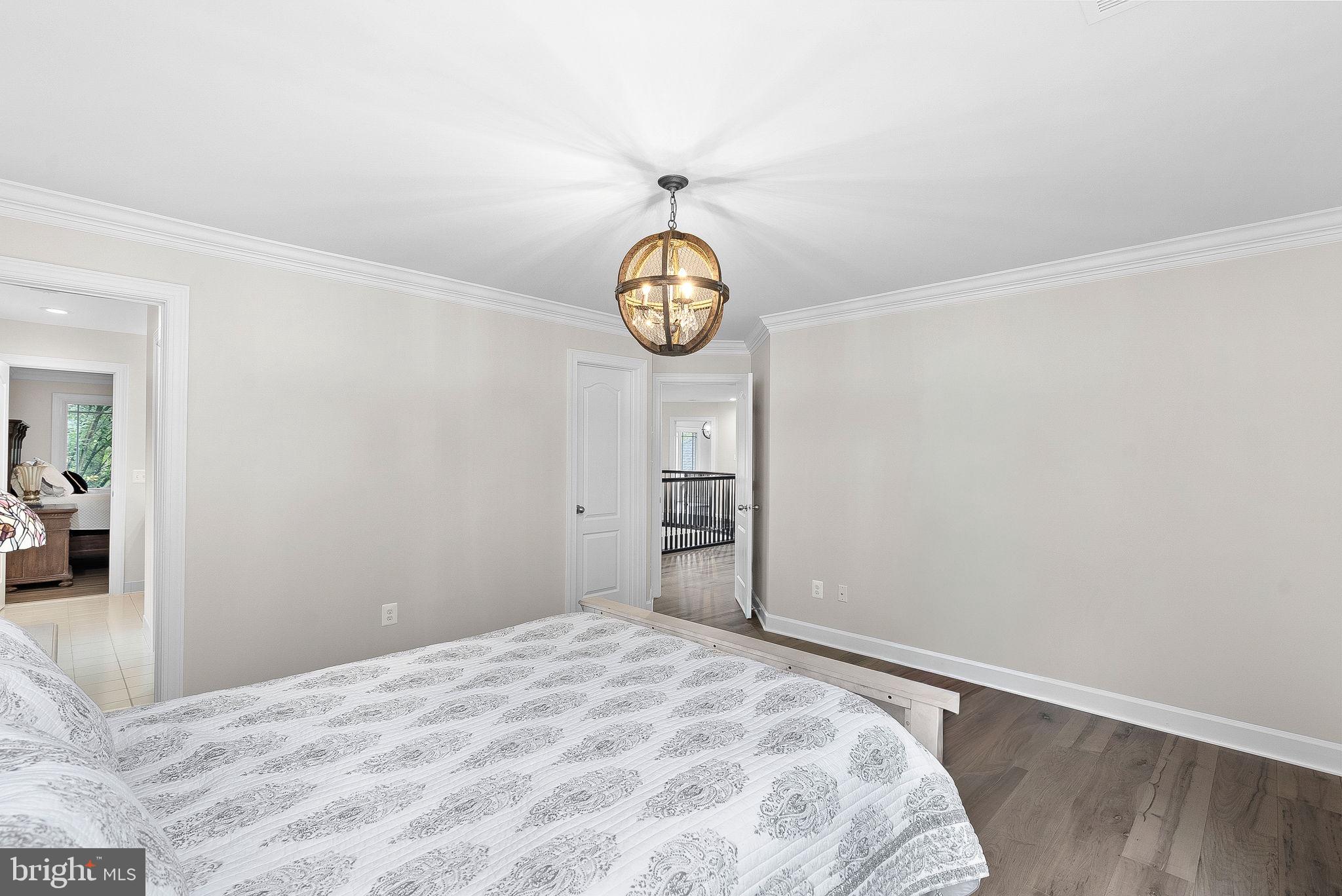 RED CEDAR WEST - Residential