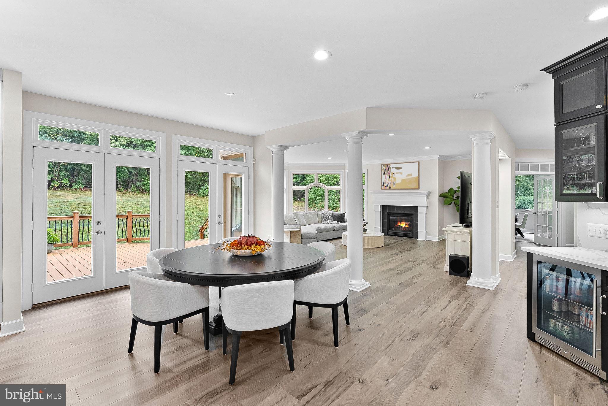 RED CEDAR WEST - Residential