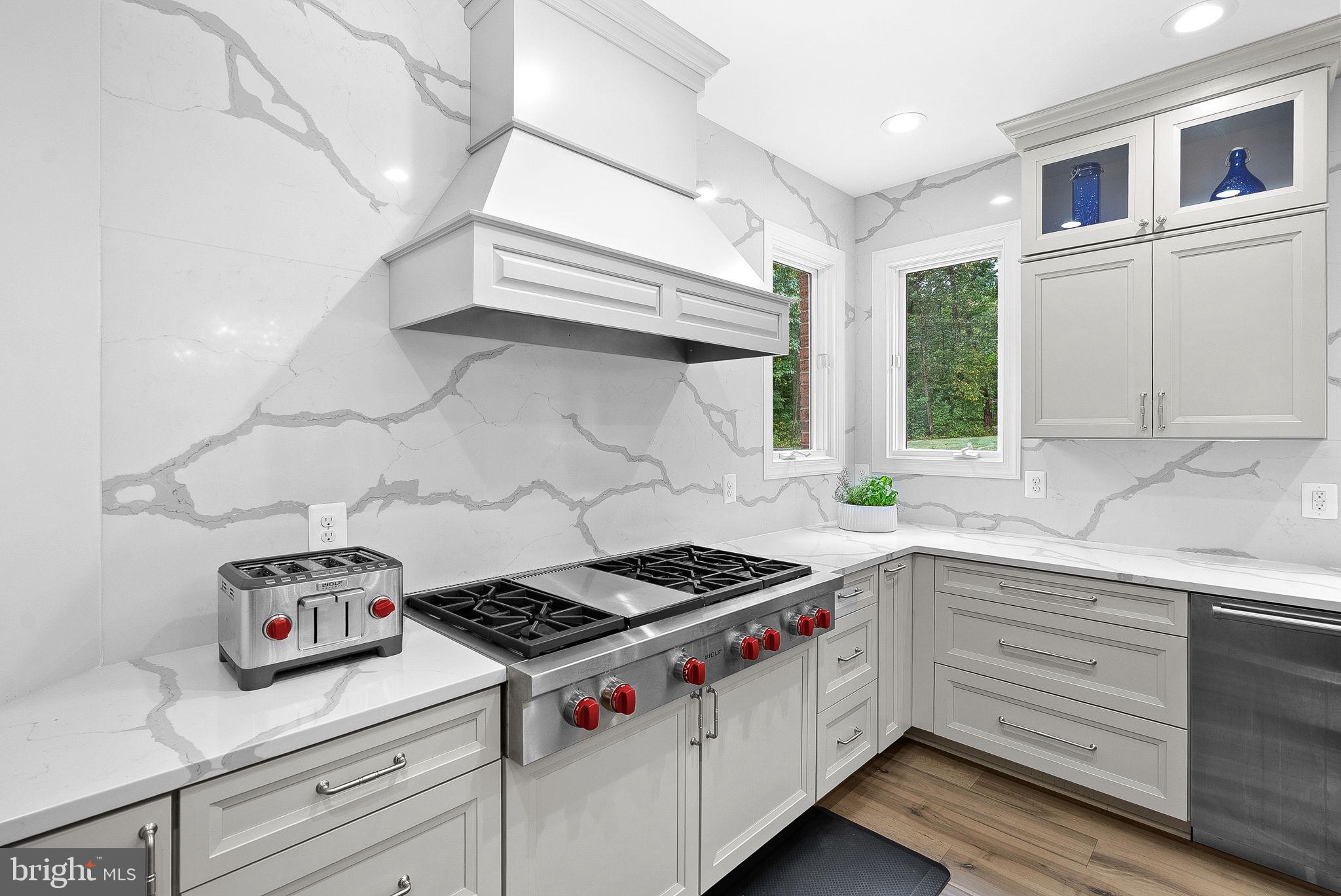 RED CEDAR WEST - Residential