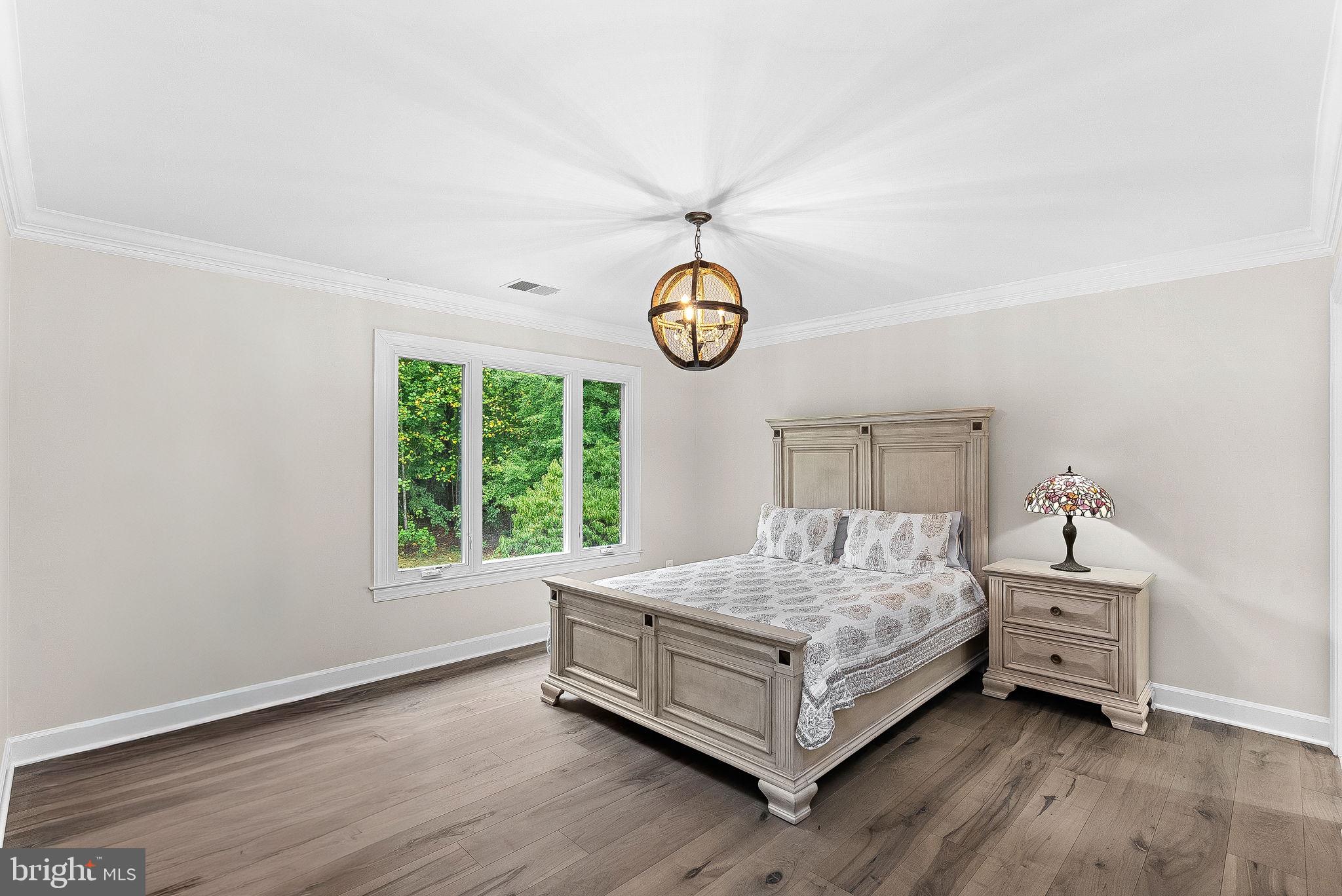 RED CEDAR WEST - Residential